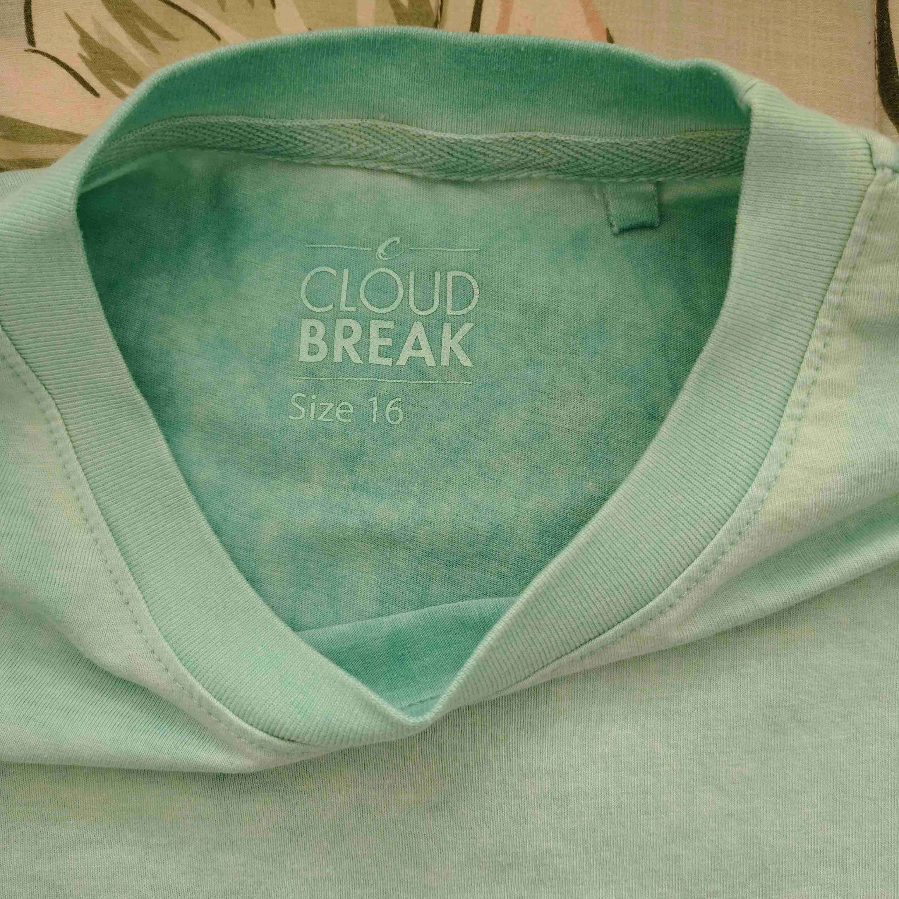 Polera verde Cloud Break - miniatura 2