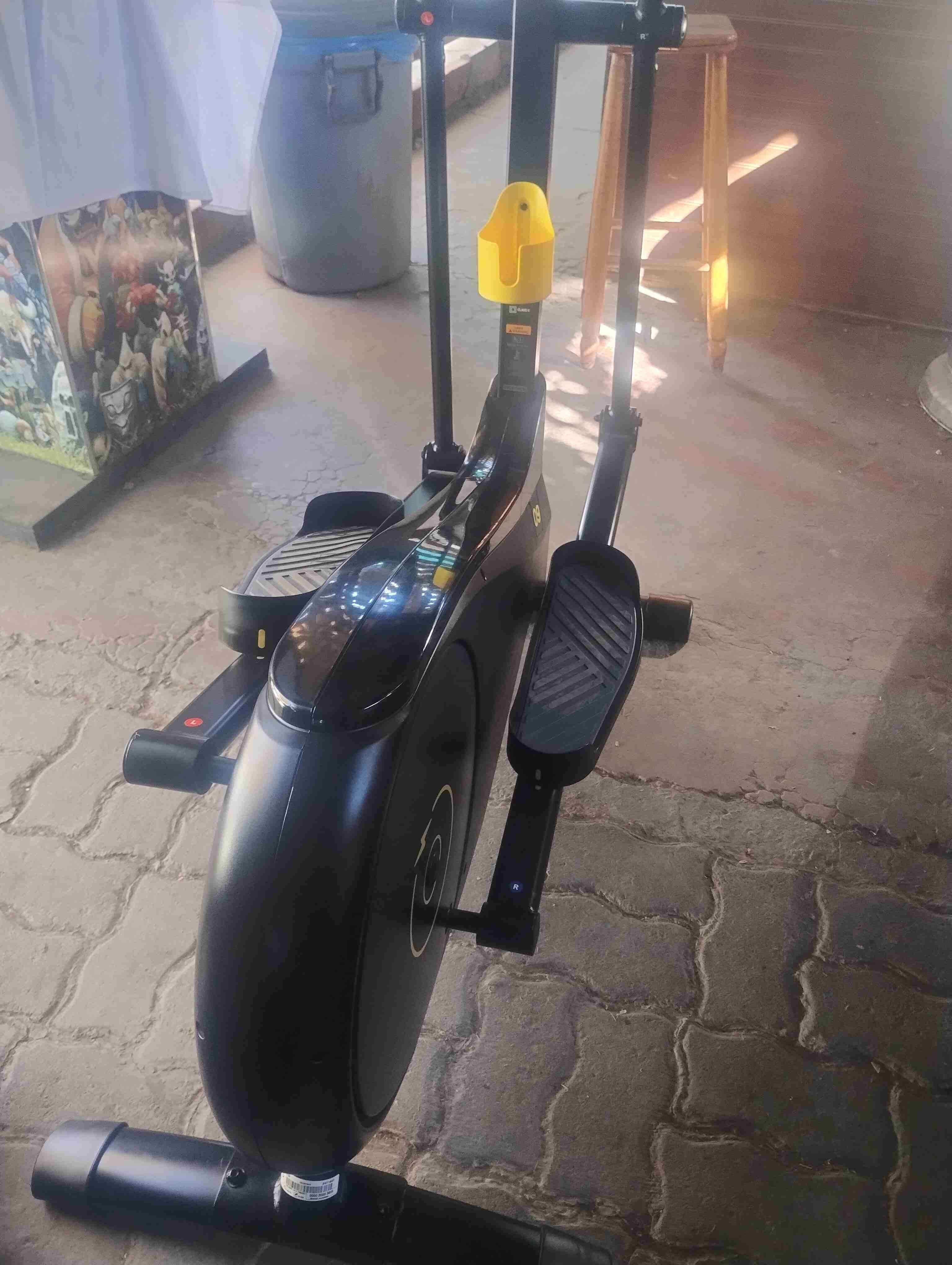 Bicicleta elíptica con pantalla digital - 5