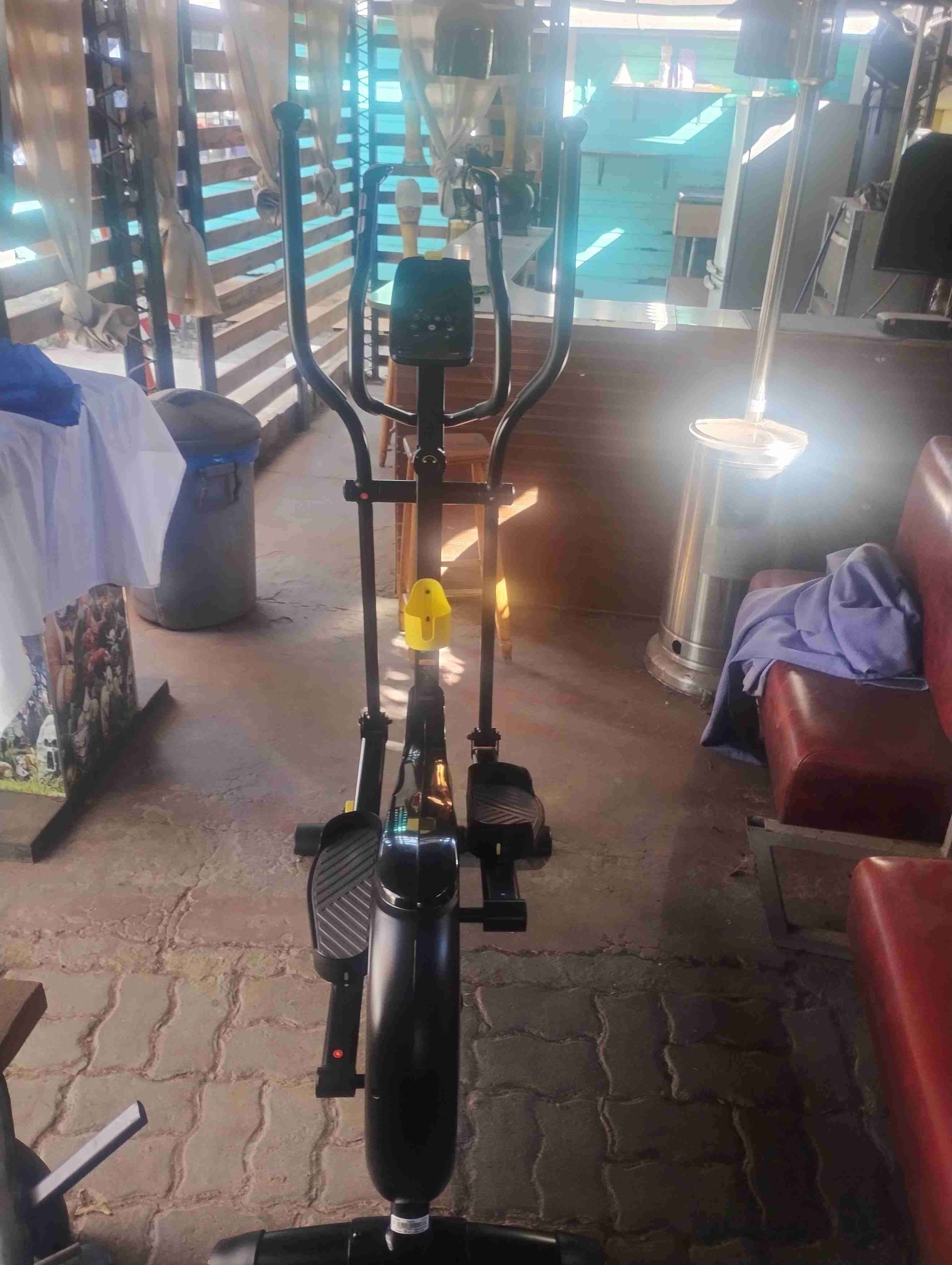 Bicicleta elíptica con pantalla digital - 6