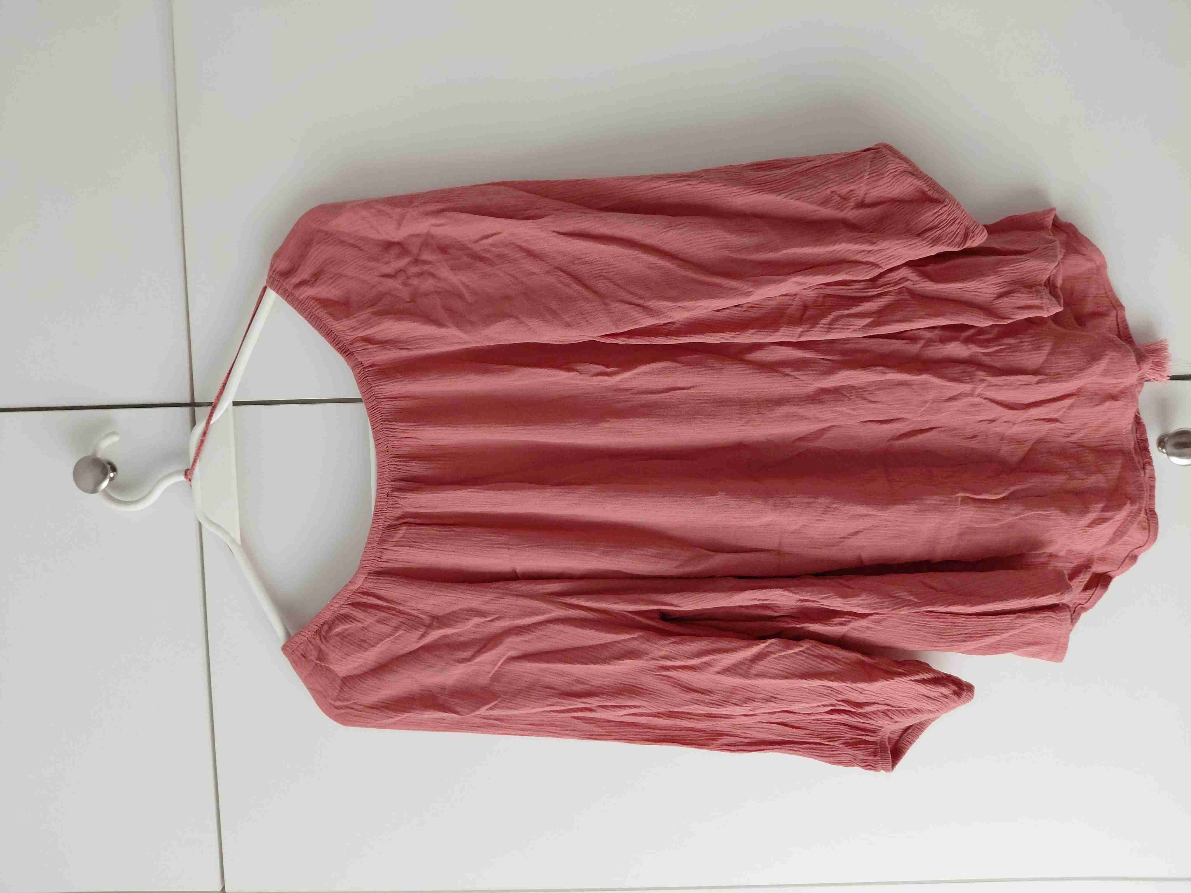 Blusa rosada con encaje BohoChic - miniatura 3