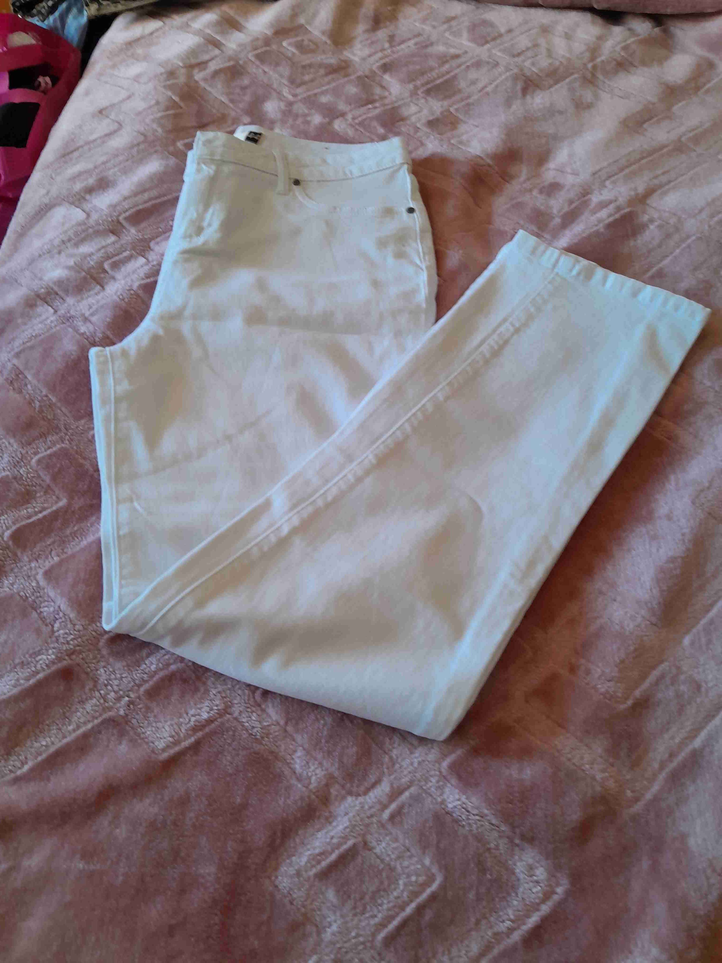 Pantalones blancos mujer