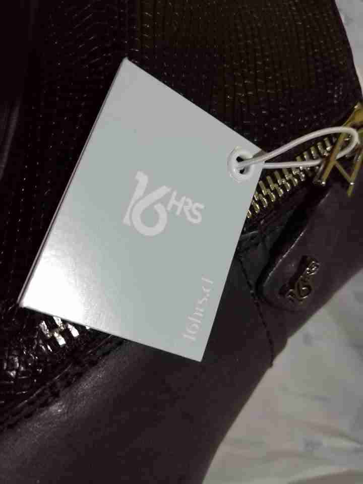 Botines negros con cierre y taco grueso - 3