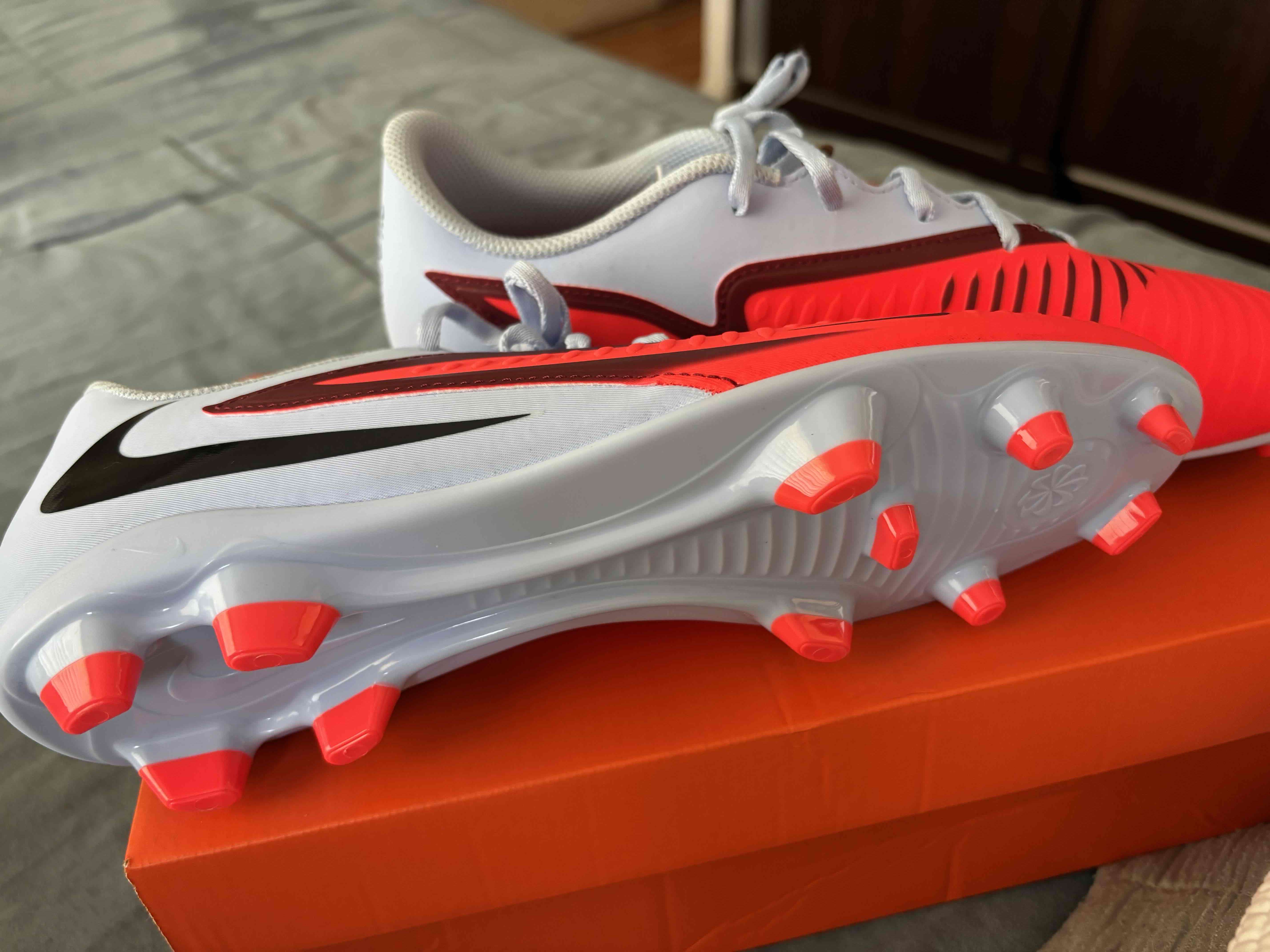 Zapatos de fútbol Nike 41 celeste/naranjo - 4