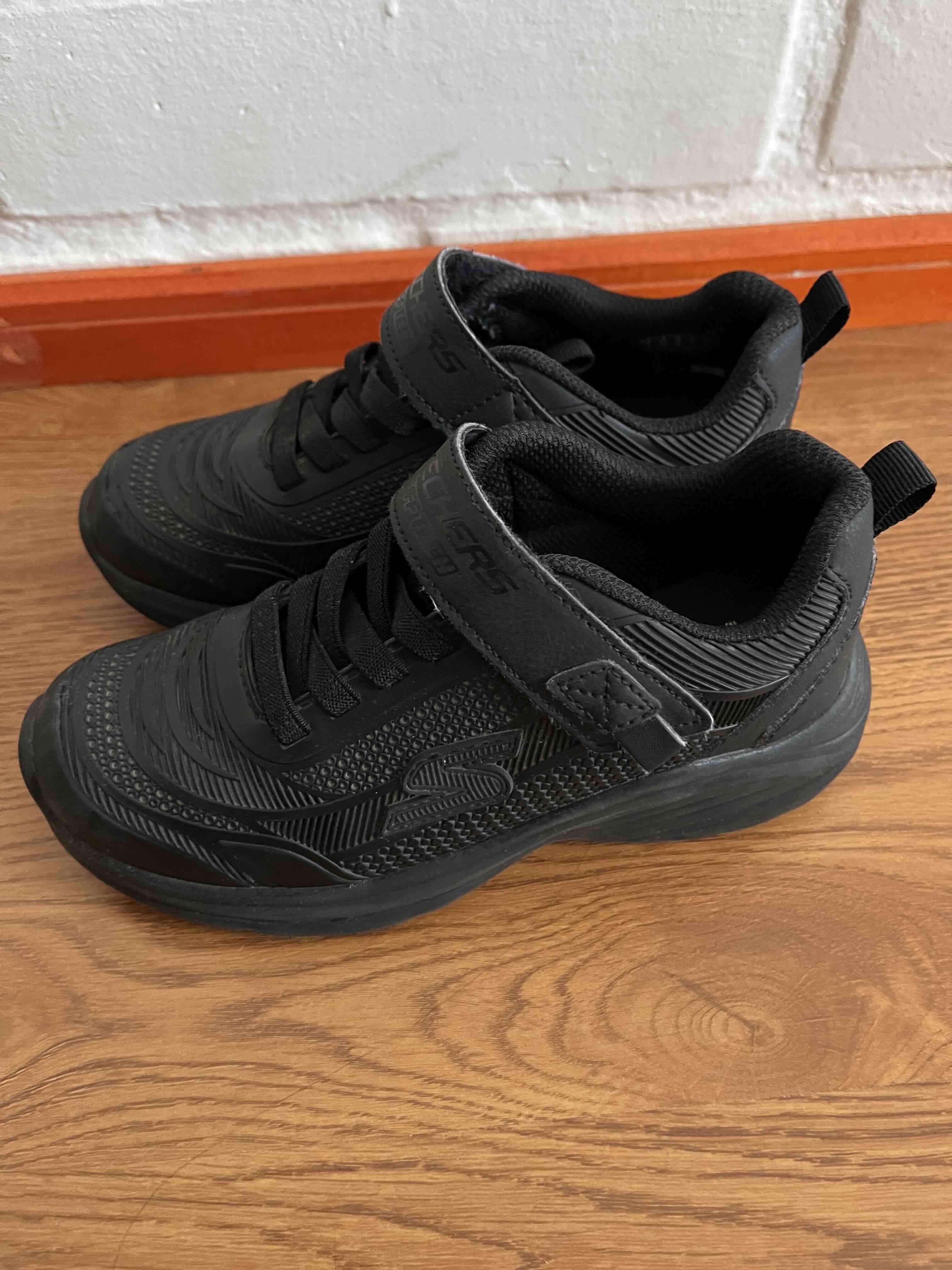 Zapatillas negras Skechers - miniatura 3