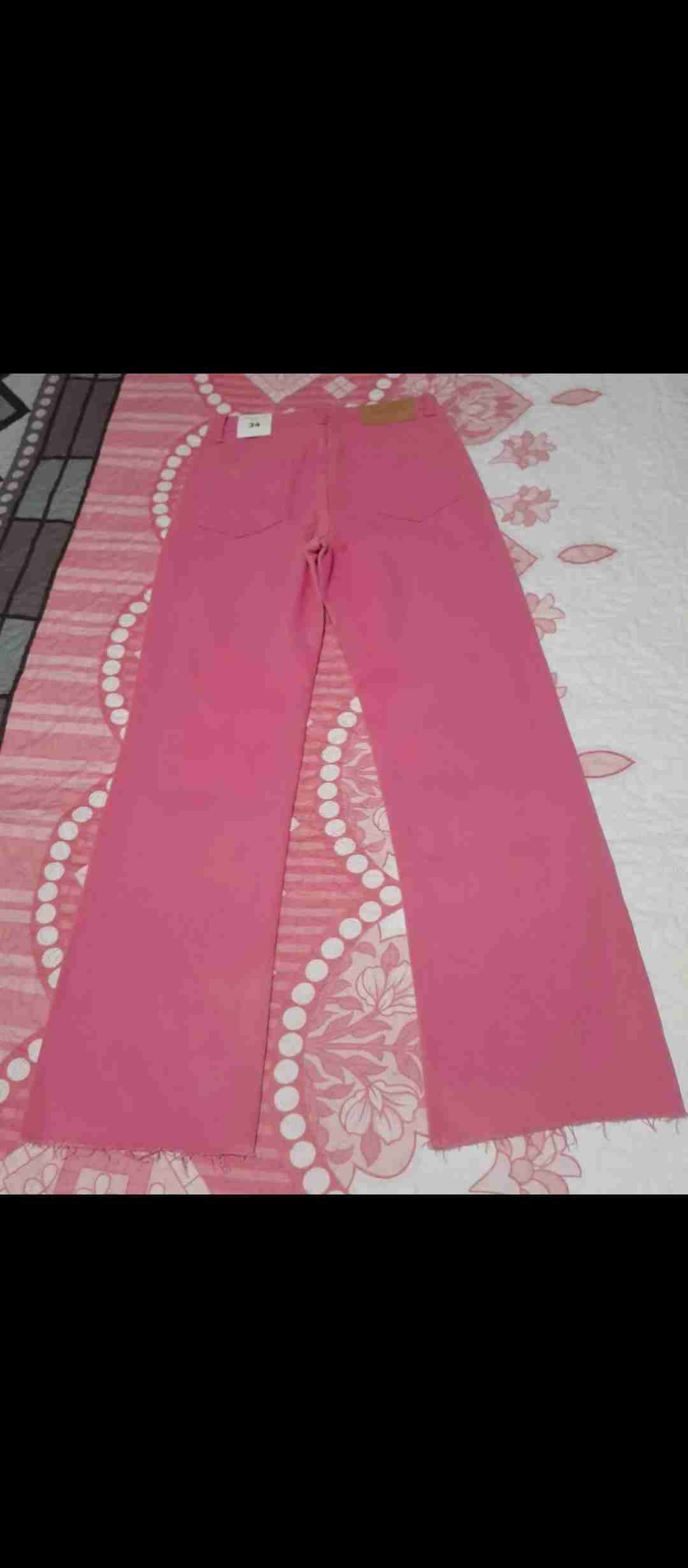Pantalones rosas nuevos - miniatura 2