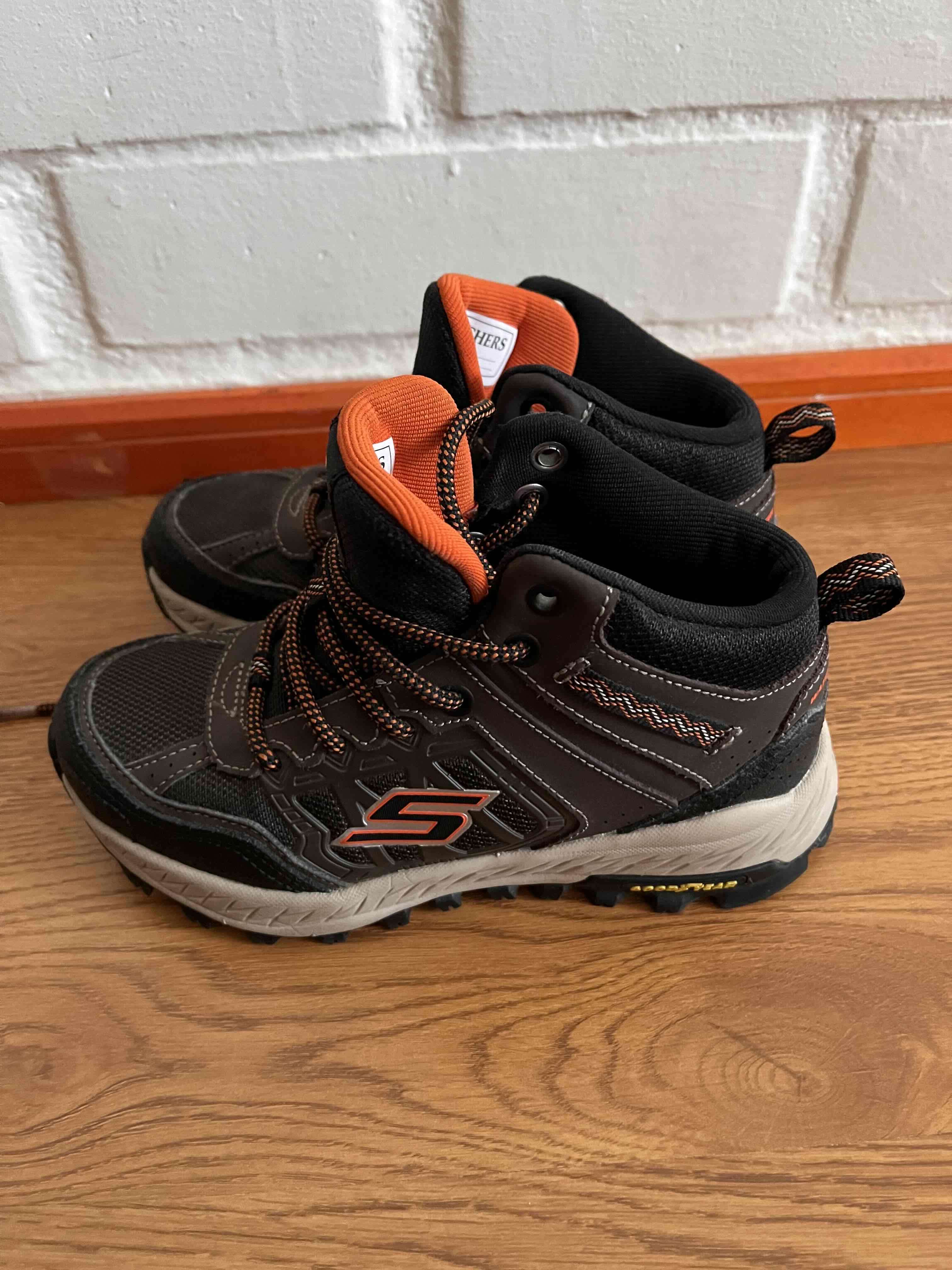 Zapatillas Skechers Water Repellent - 3