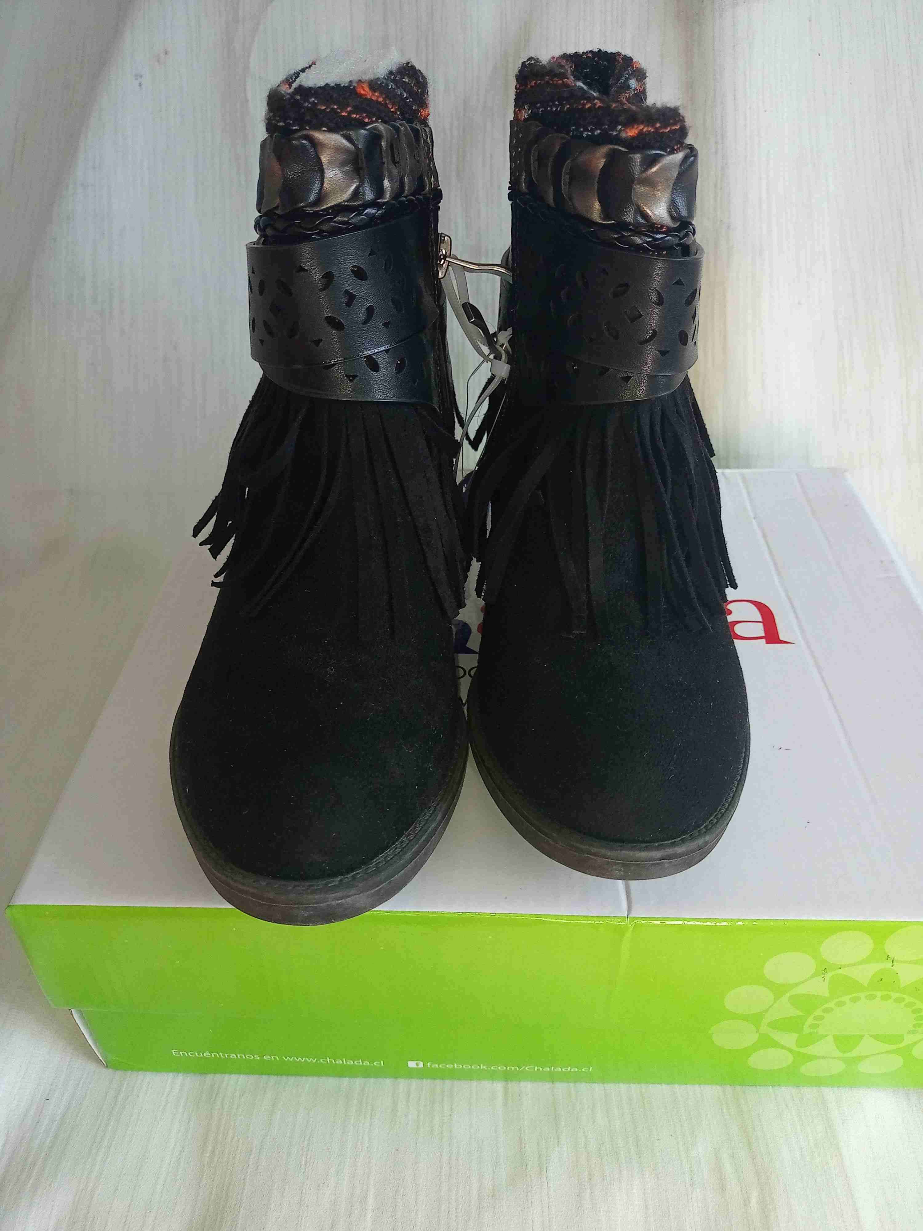 Botines negros con flecos - miniatura 2