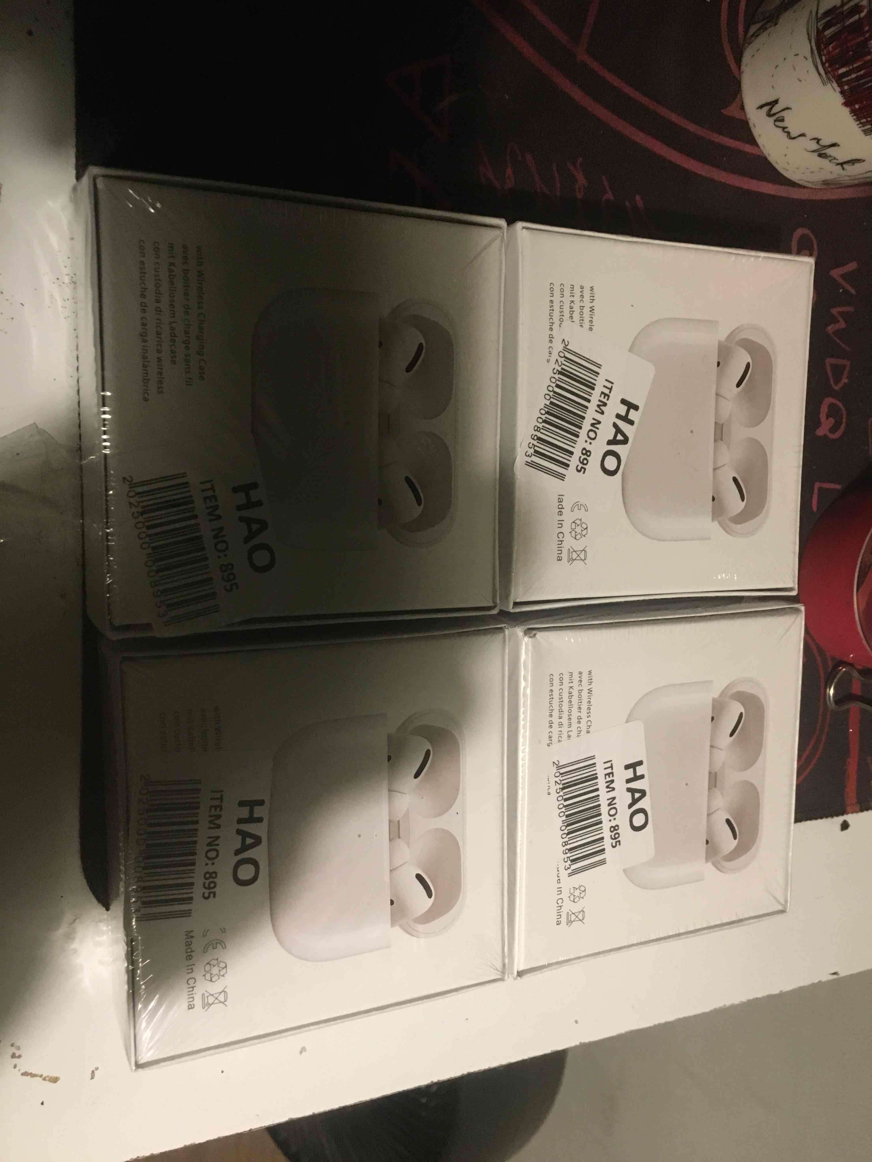 Audífonos blancos nuevos en caja AirPods genericos - 2