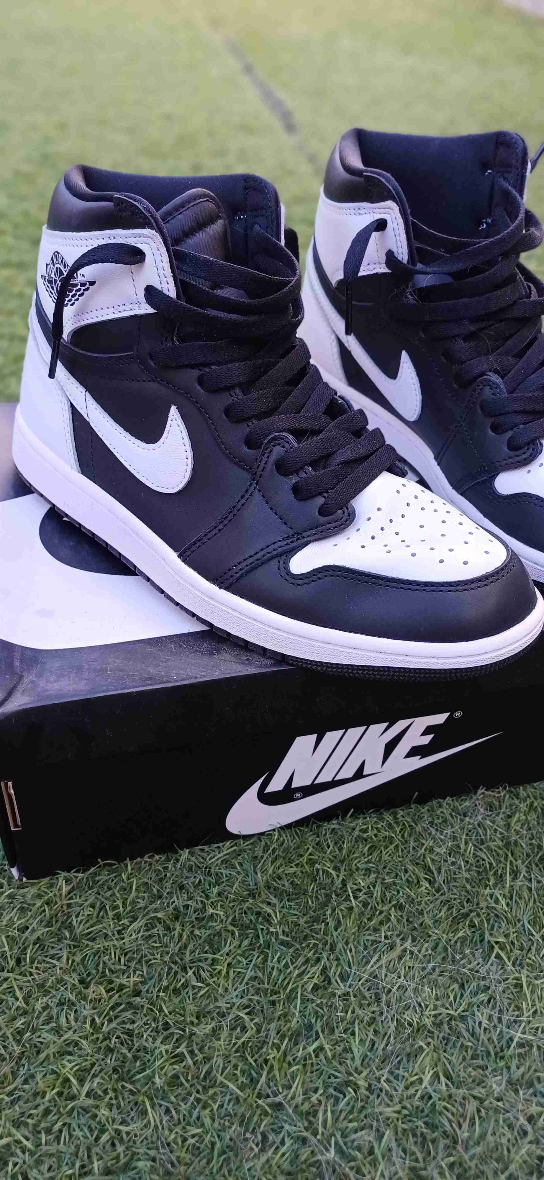 Jordan retro 1 Black & White - 3