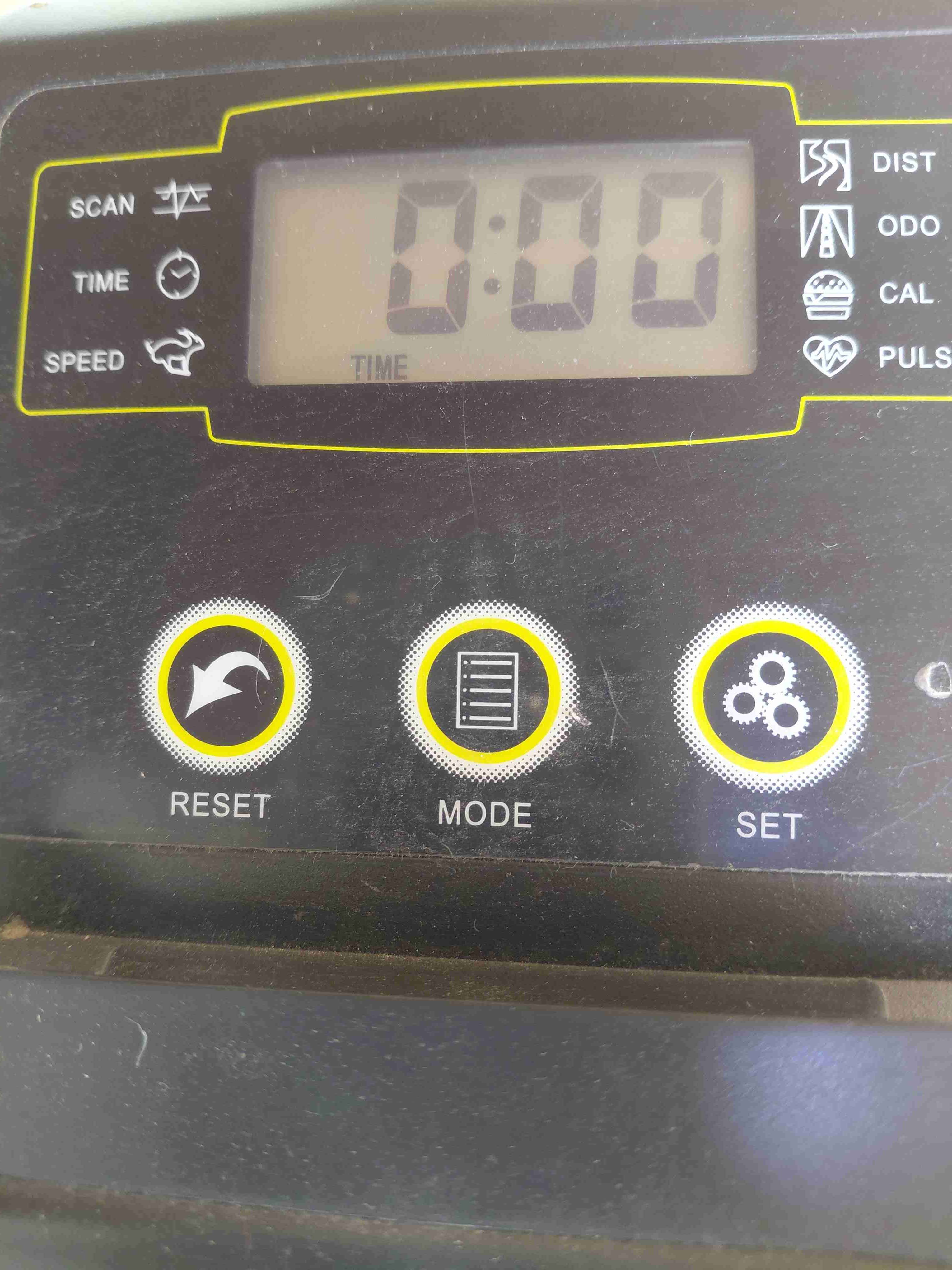 Bicicleta estática negra - miniatura 3