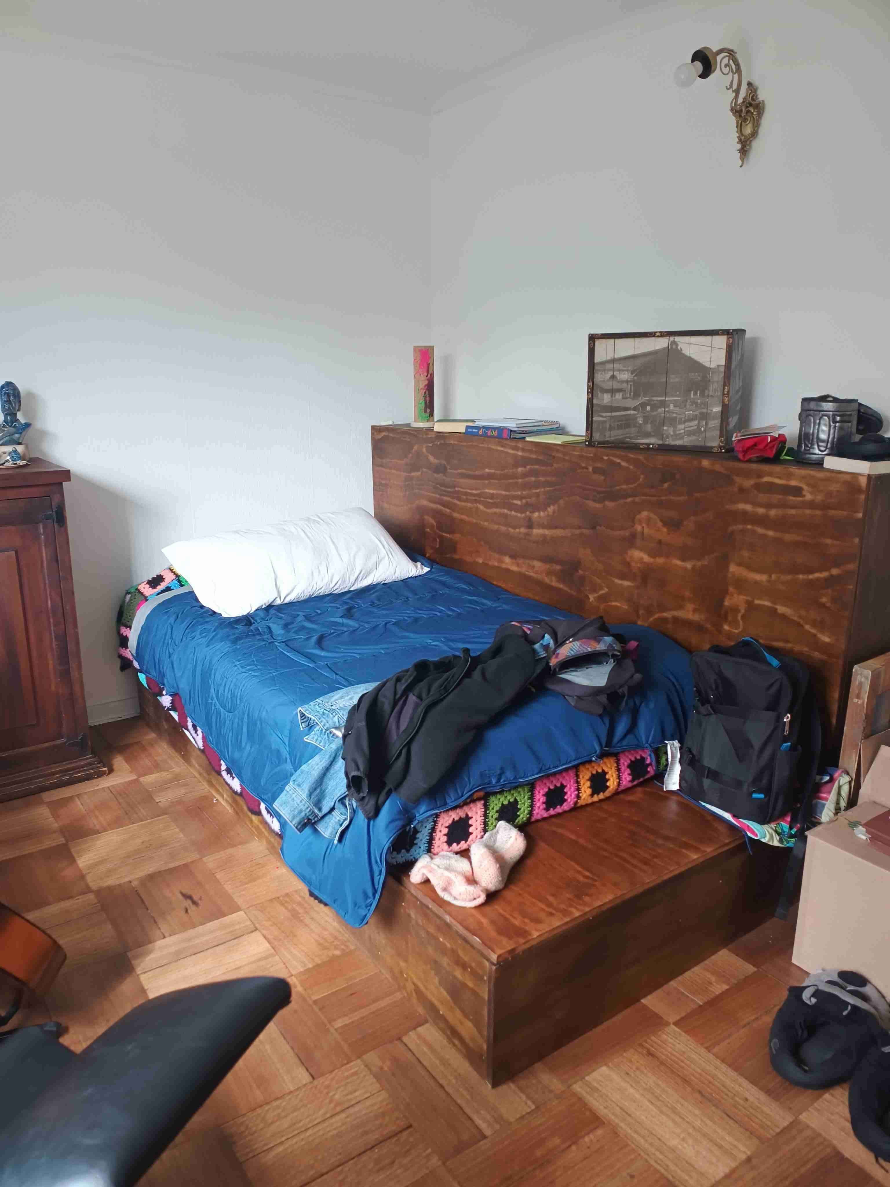 Base de Cama de madera con baúl - miniatura 1