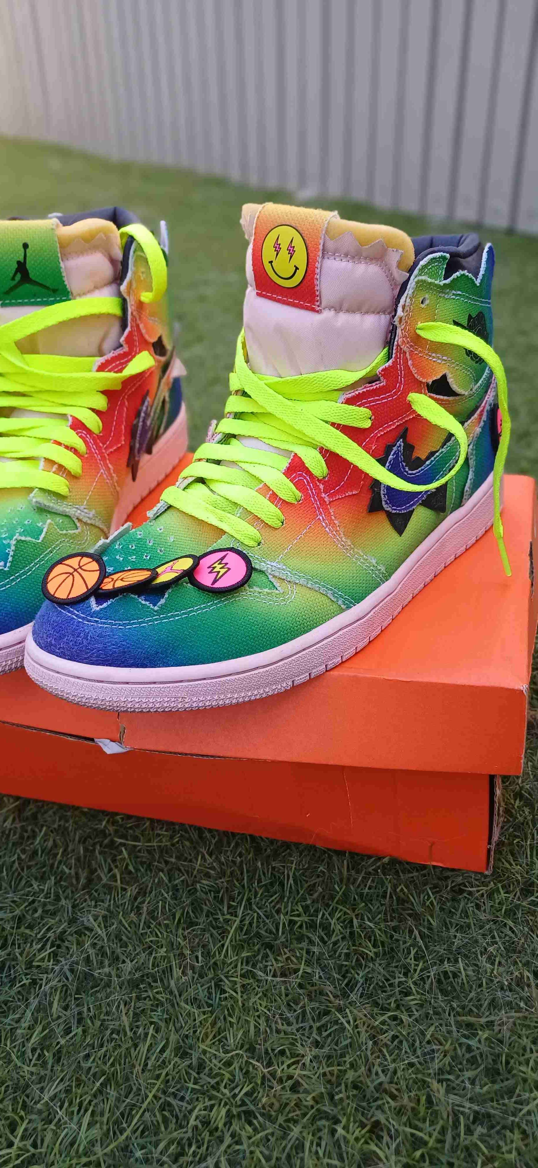 Air Jordan 1 Retro High OG x J Balvin - 3