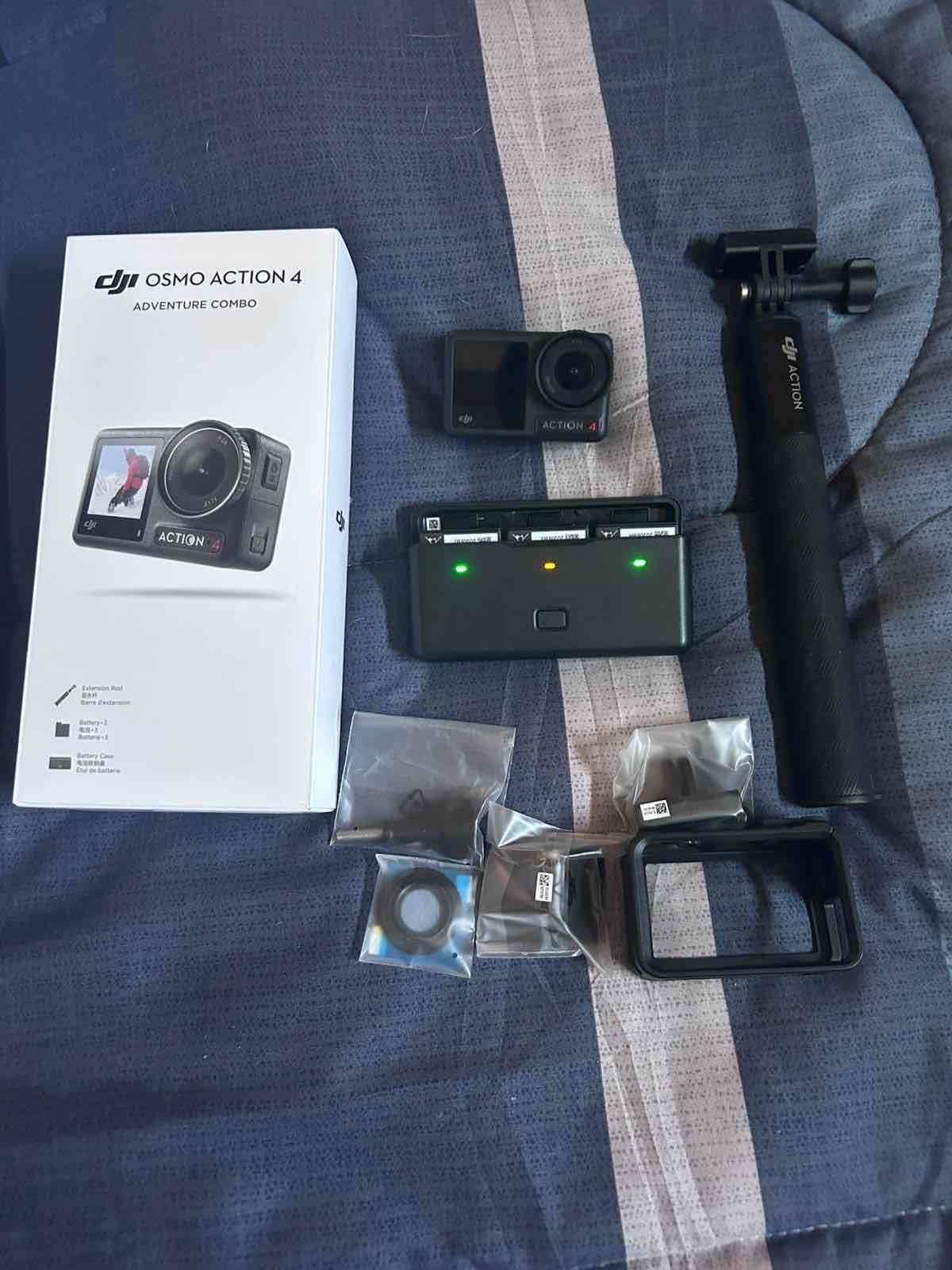Cámara DJI Osmo Action 4 Combo - miniatura 1