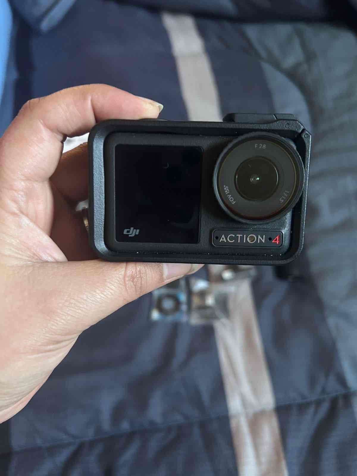 Cámara DJI Osmo Action 4 Combo - miniatura 2