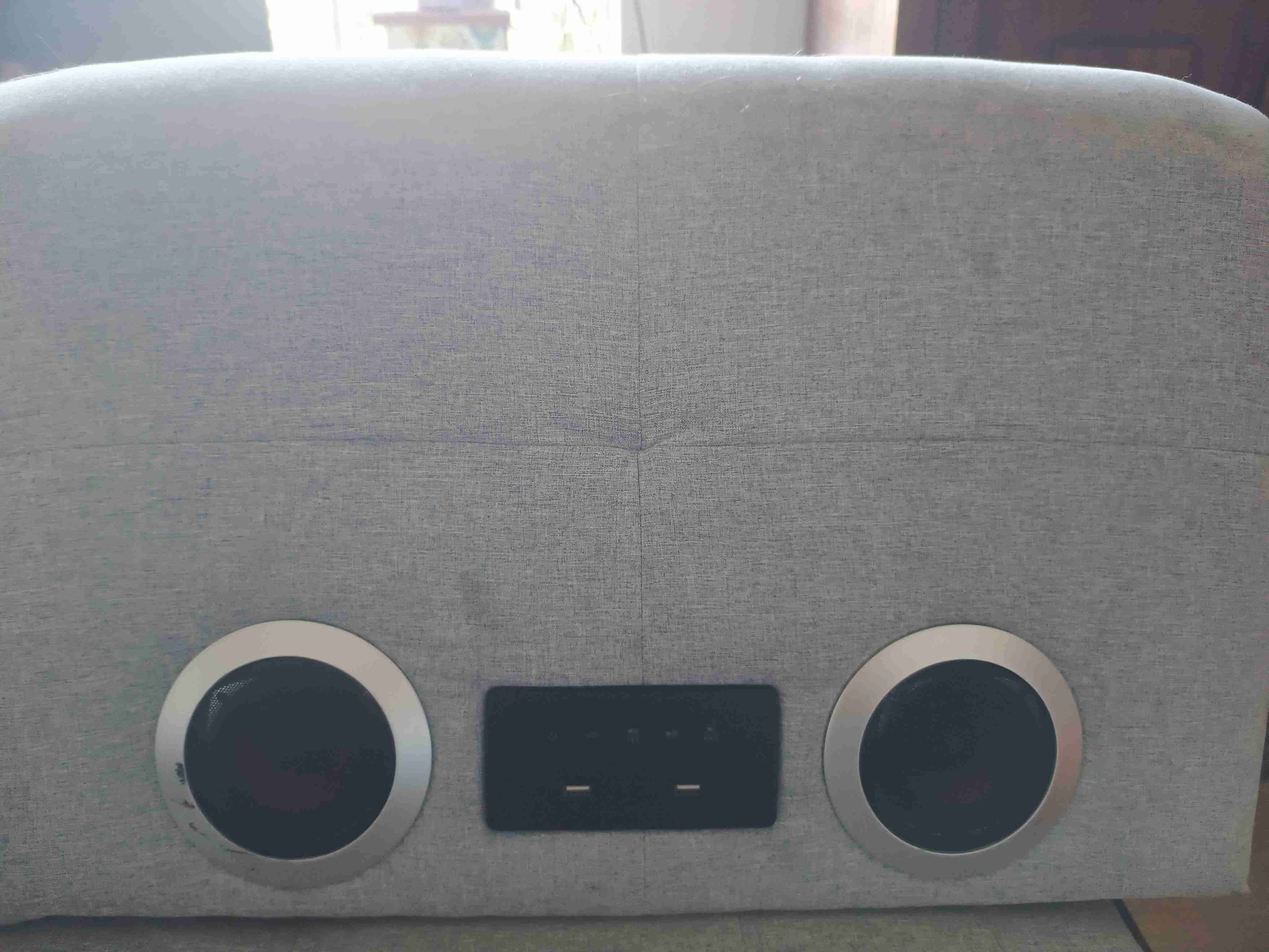 Sofá cama moderno con parlante - miniatura 5