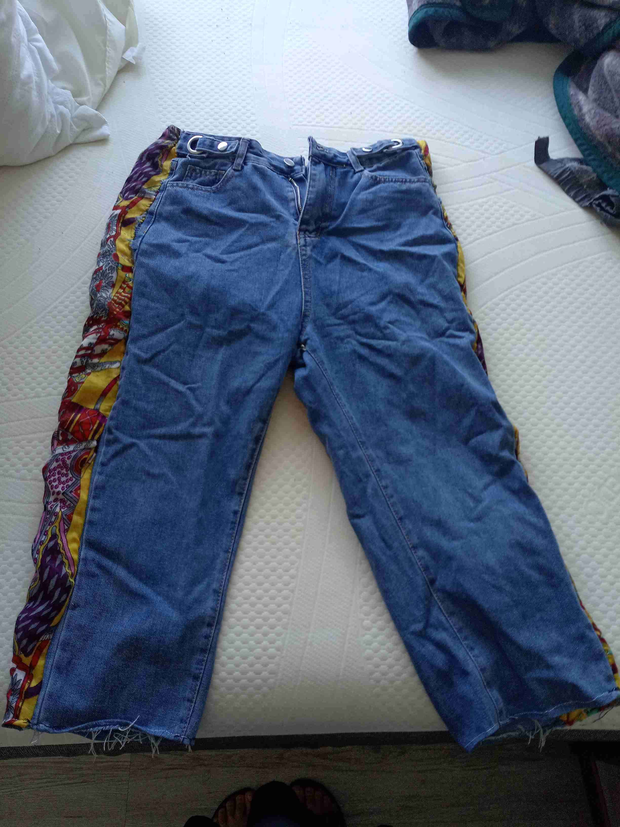 Jeans multicolor únicos