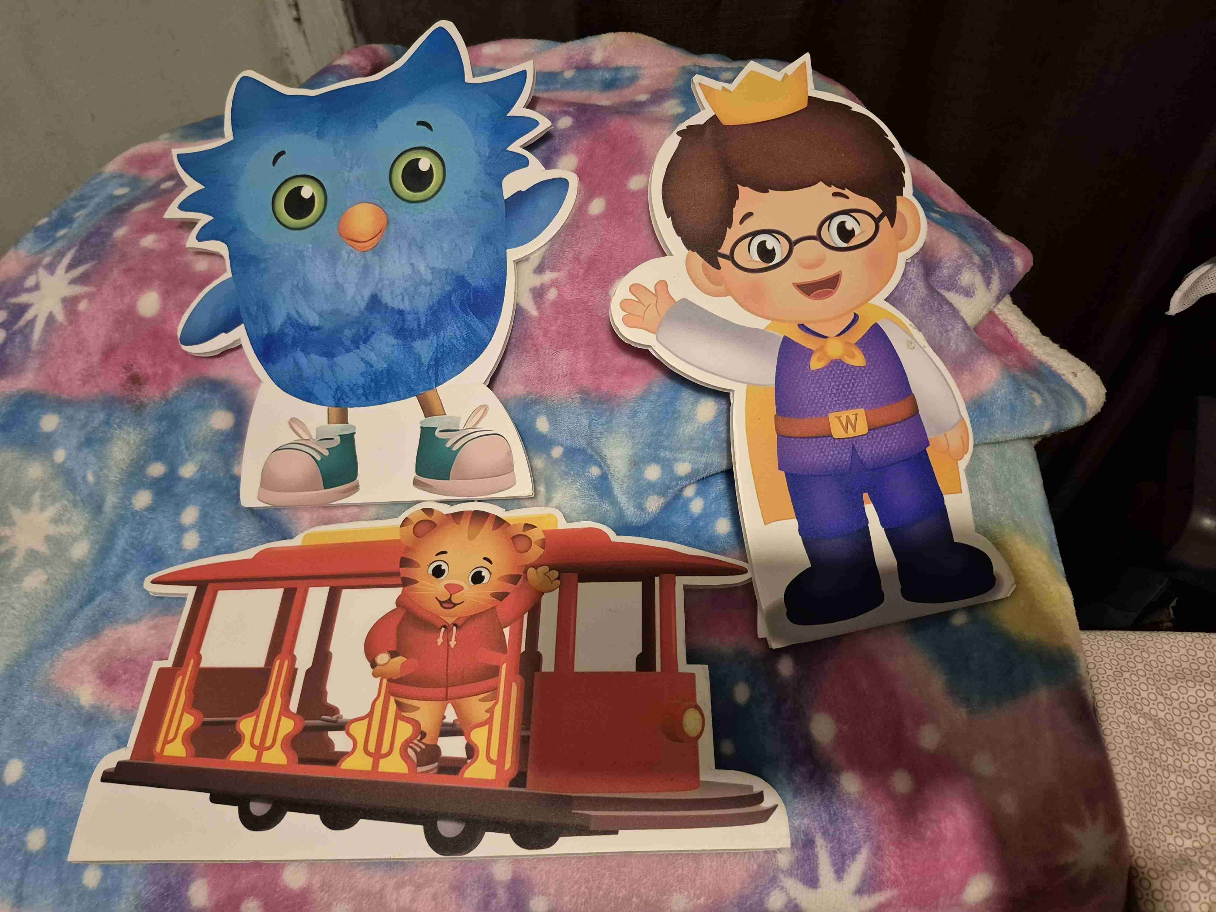 Figura decorativa de tigre con gorro - miniatura 2