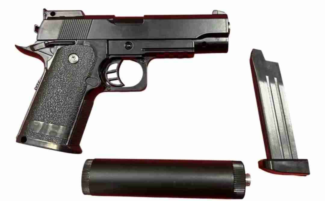 Pistola de aire comprimido con balines airsoft - 2
