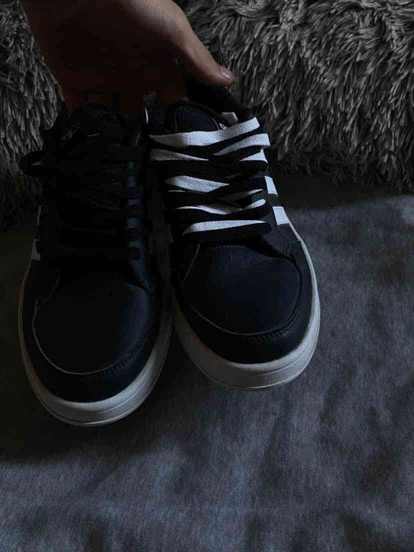 Zapatillas Adidas - miniatura 2