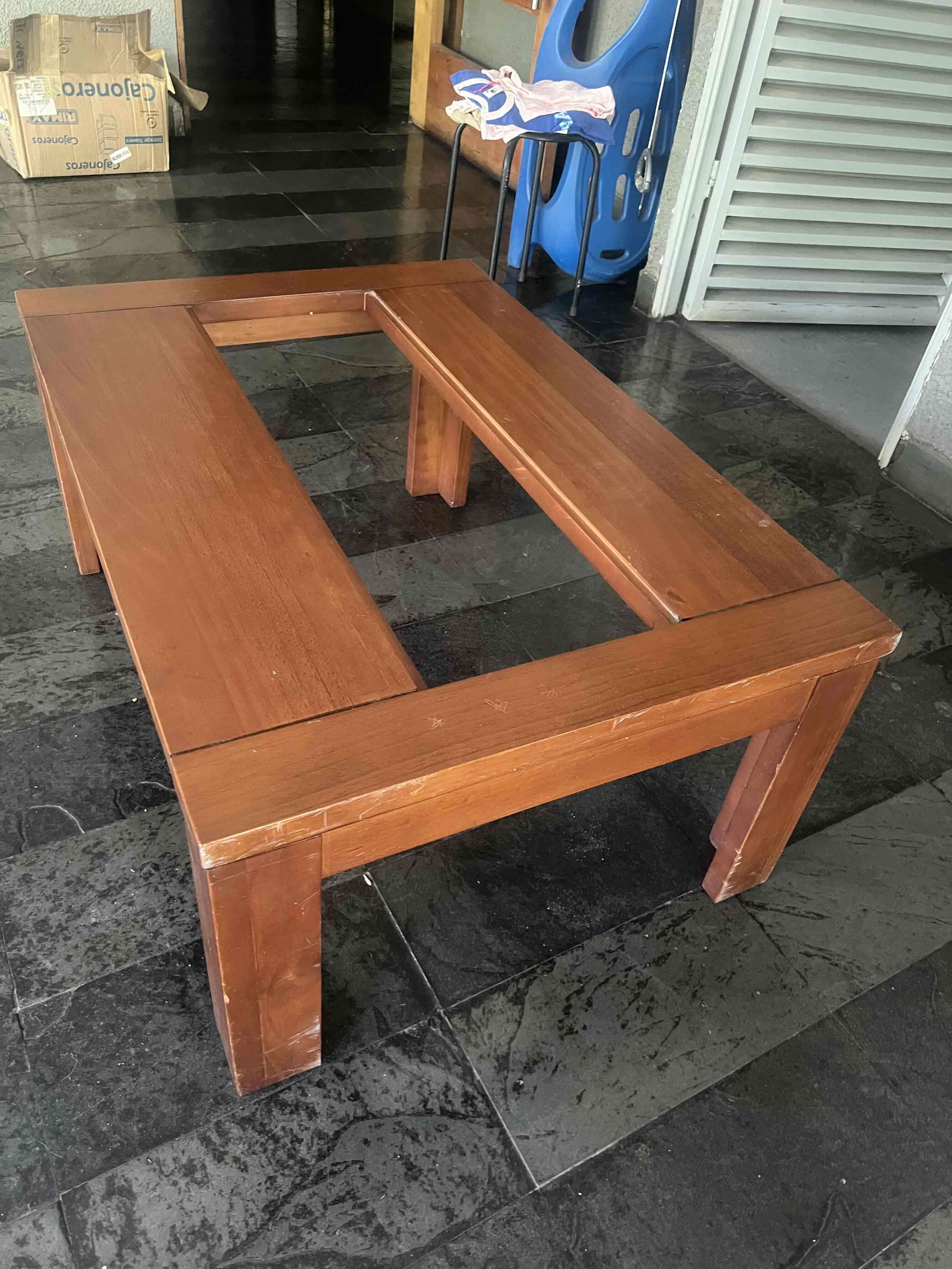 Mesa de centro de madera - miniatura 1