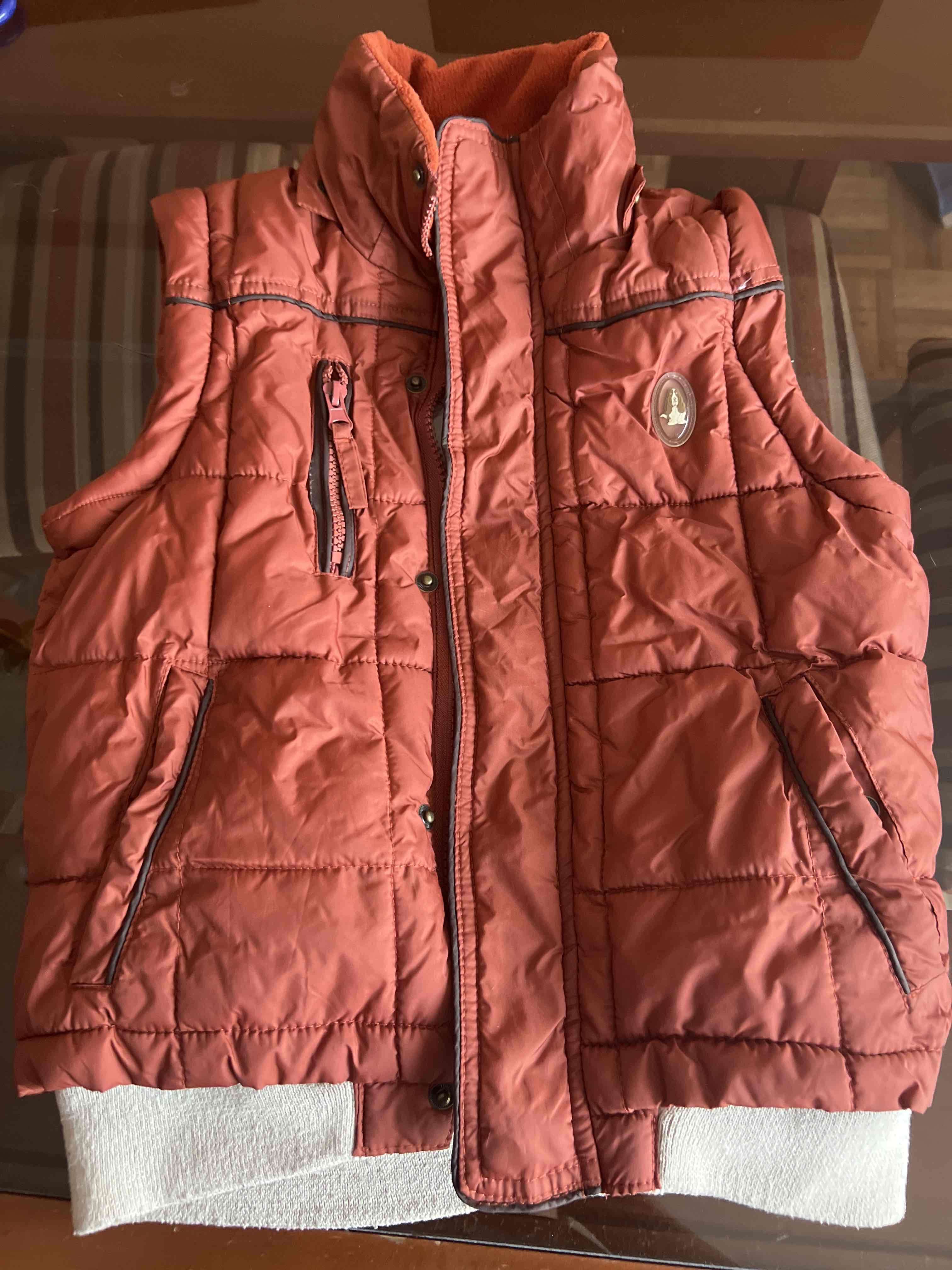 Chaqueta acolchada roja para niños - miniatura 3