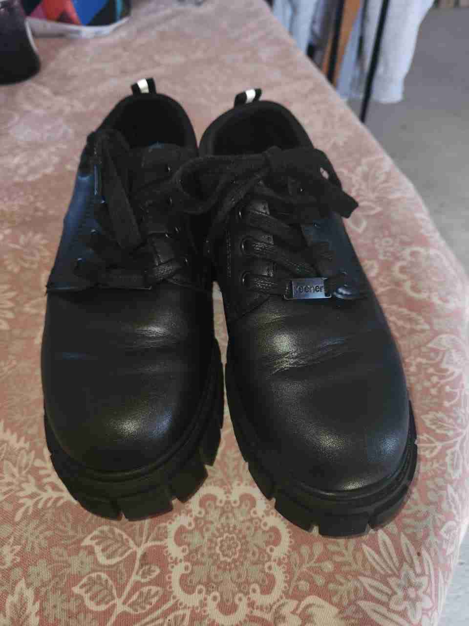 Zapatos negros de cuero - 1