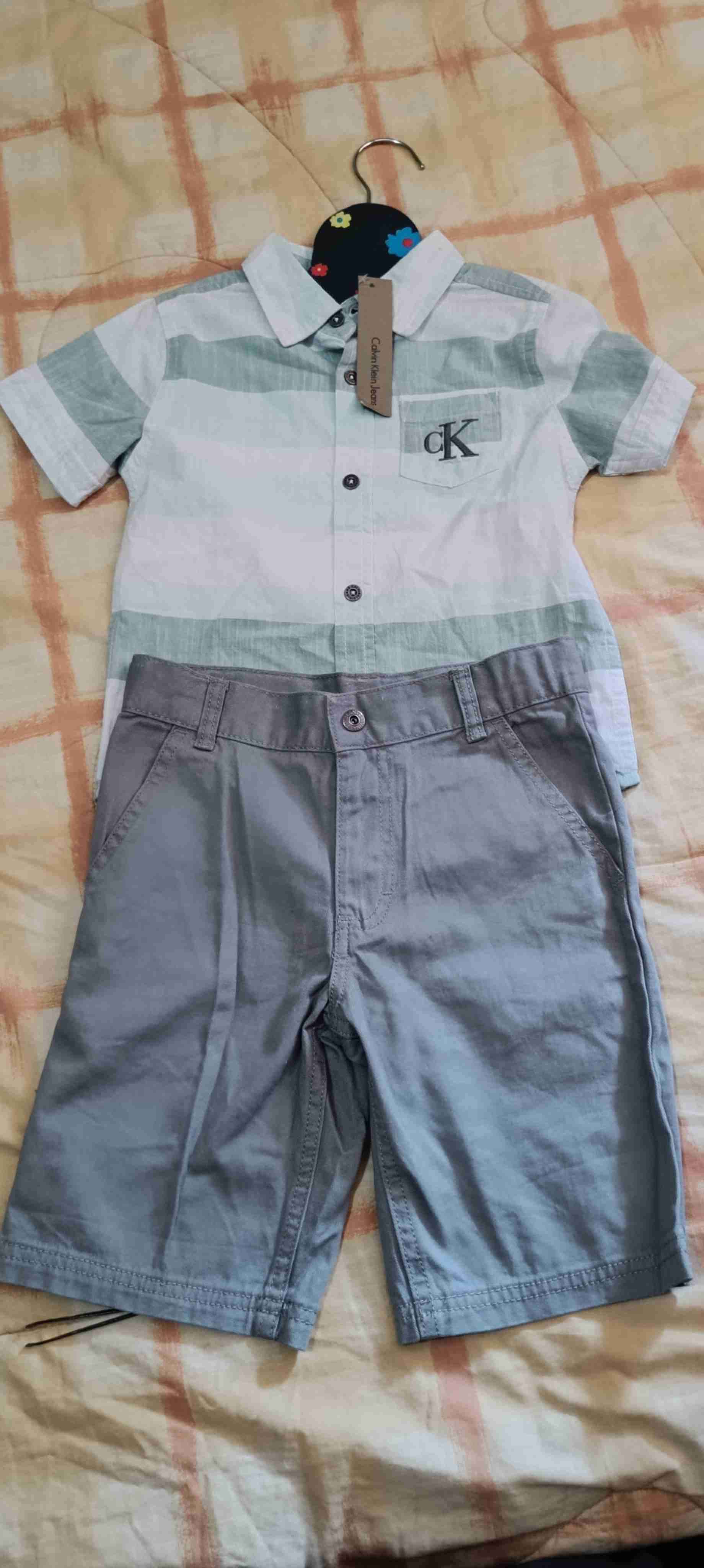 Shorts grises casuales - miniatura 4