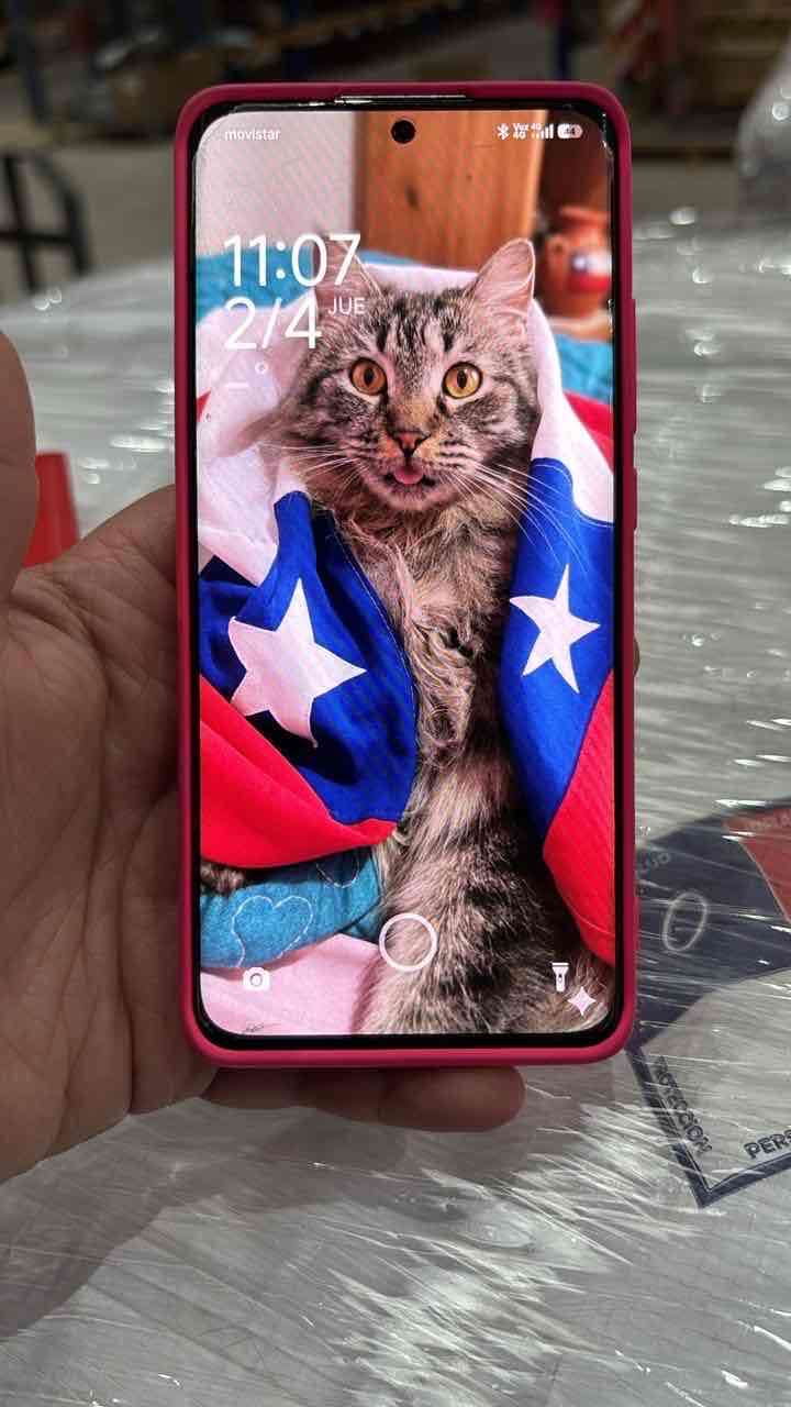 Smartphone Xiaomi funda rosa - 1