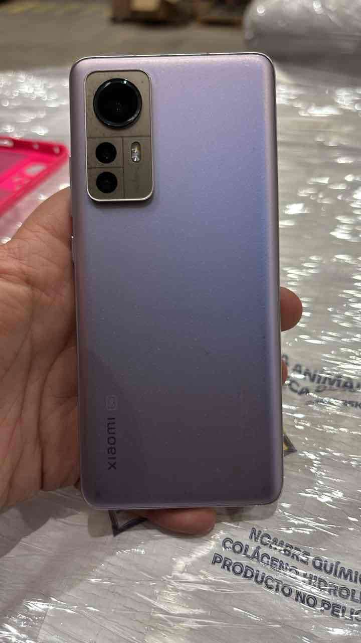 Smartphone Xiaomi funda rosa - 3