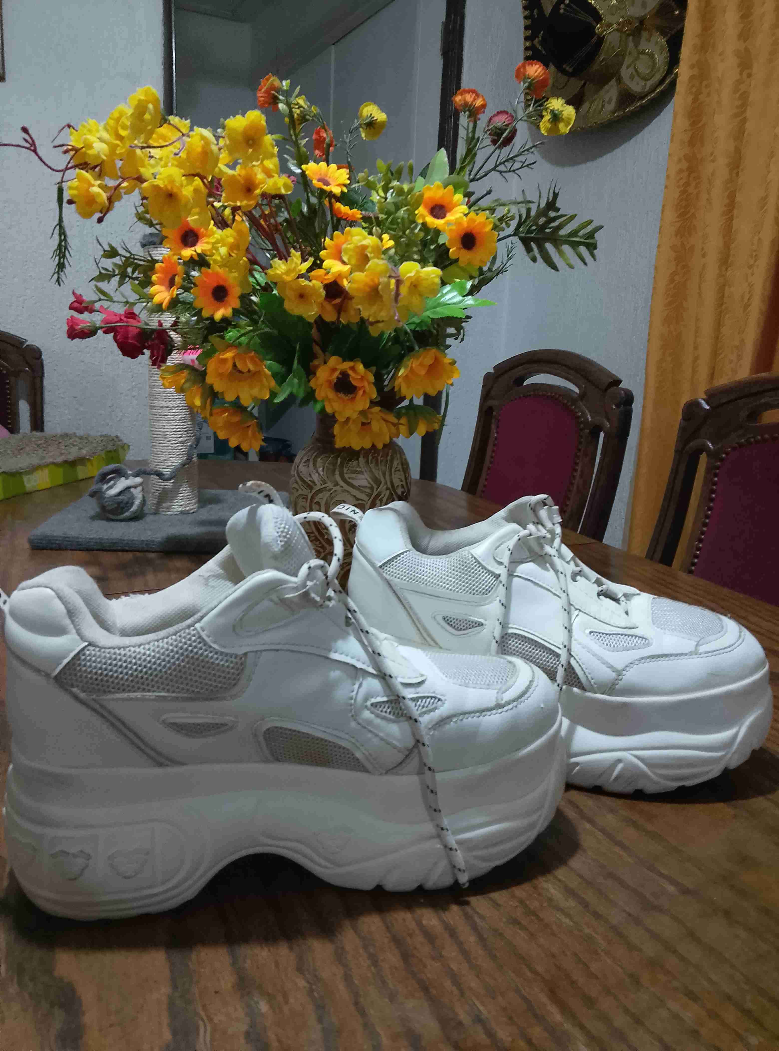 Zapatillas deportivas blancas - miniatura 3