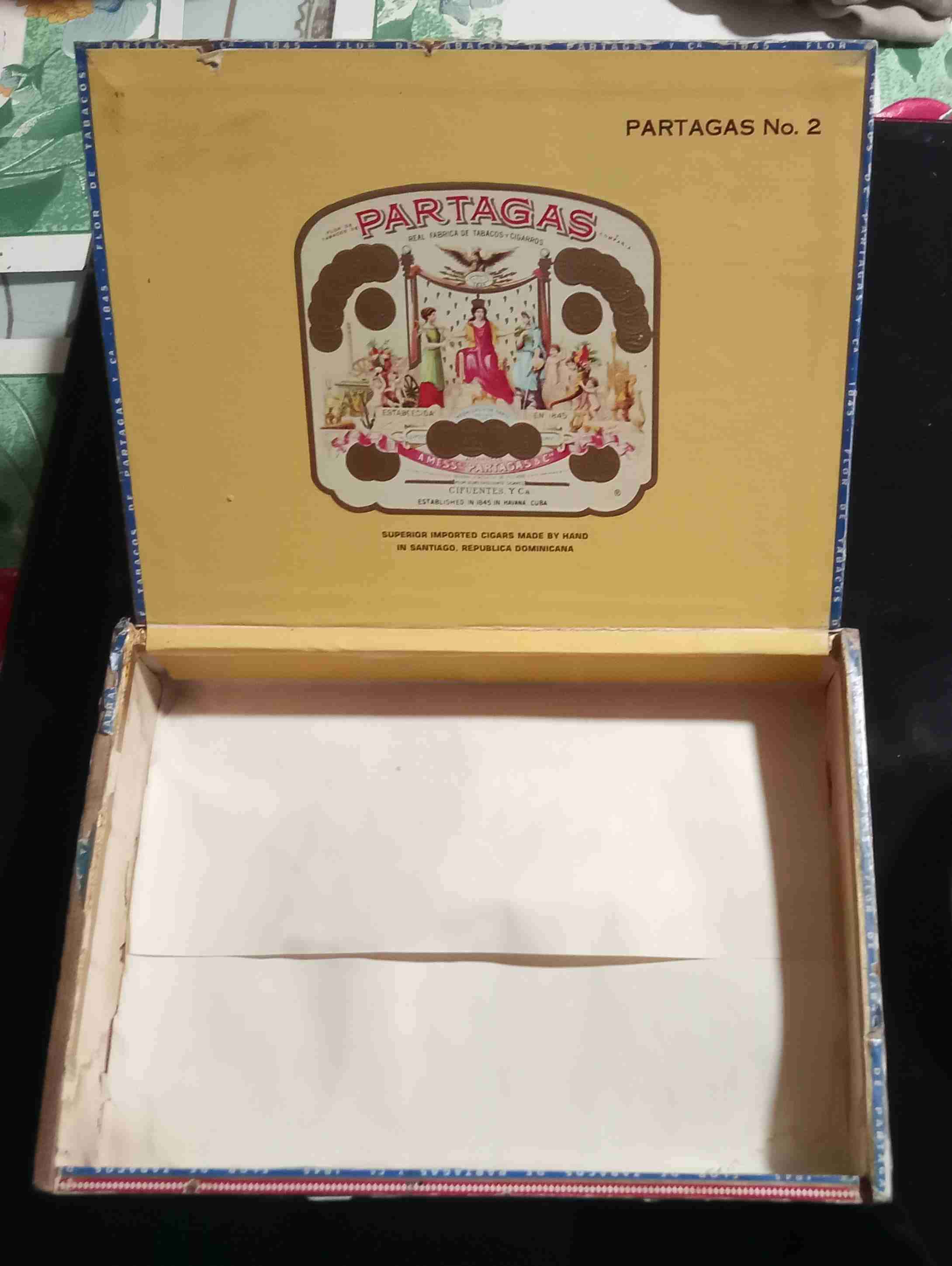 Caja de tabacos Partagás antigua - 4