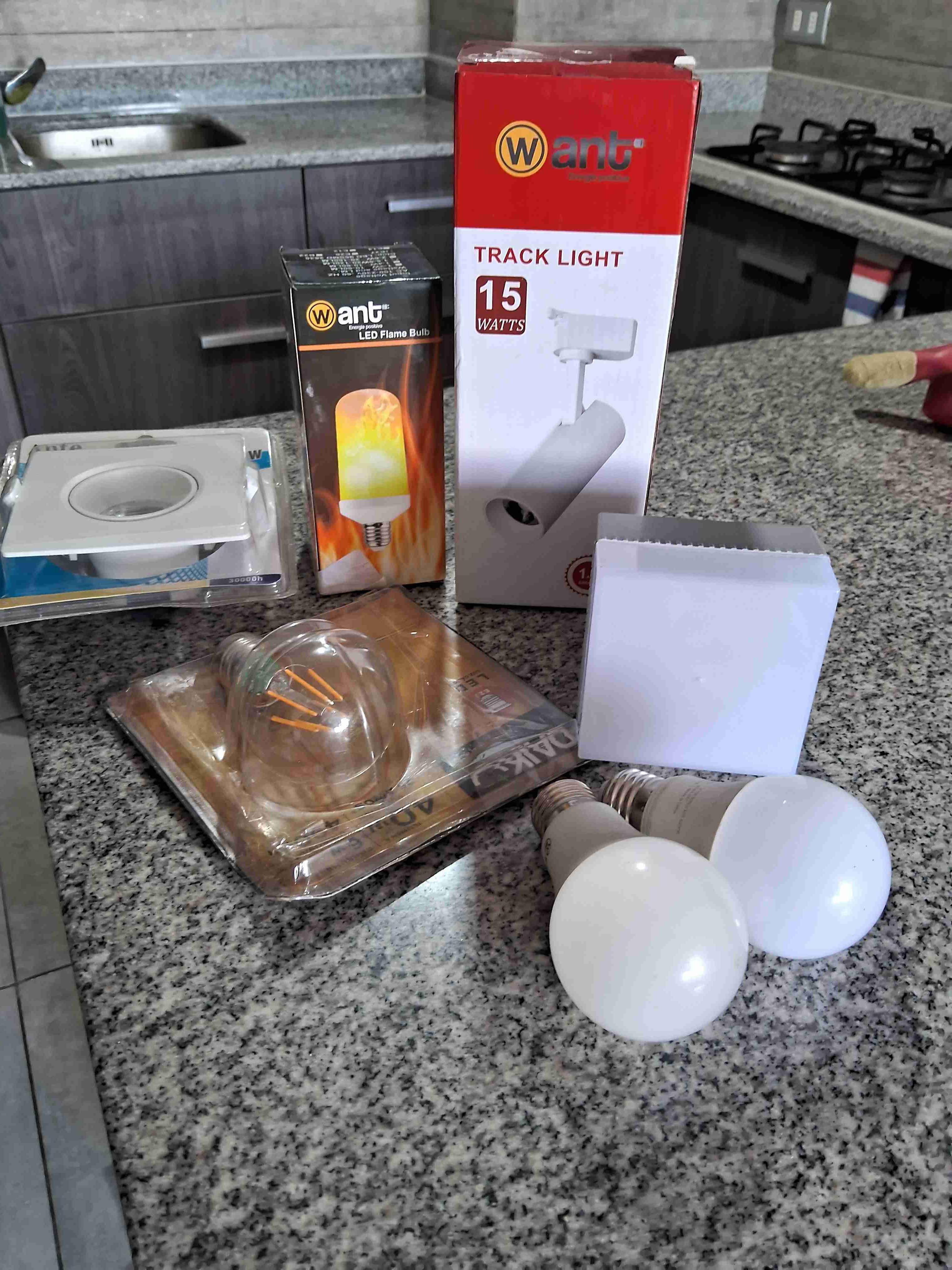 Conjunto de ampolletas LED y accesorio