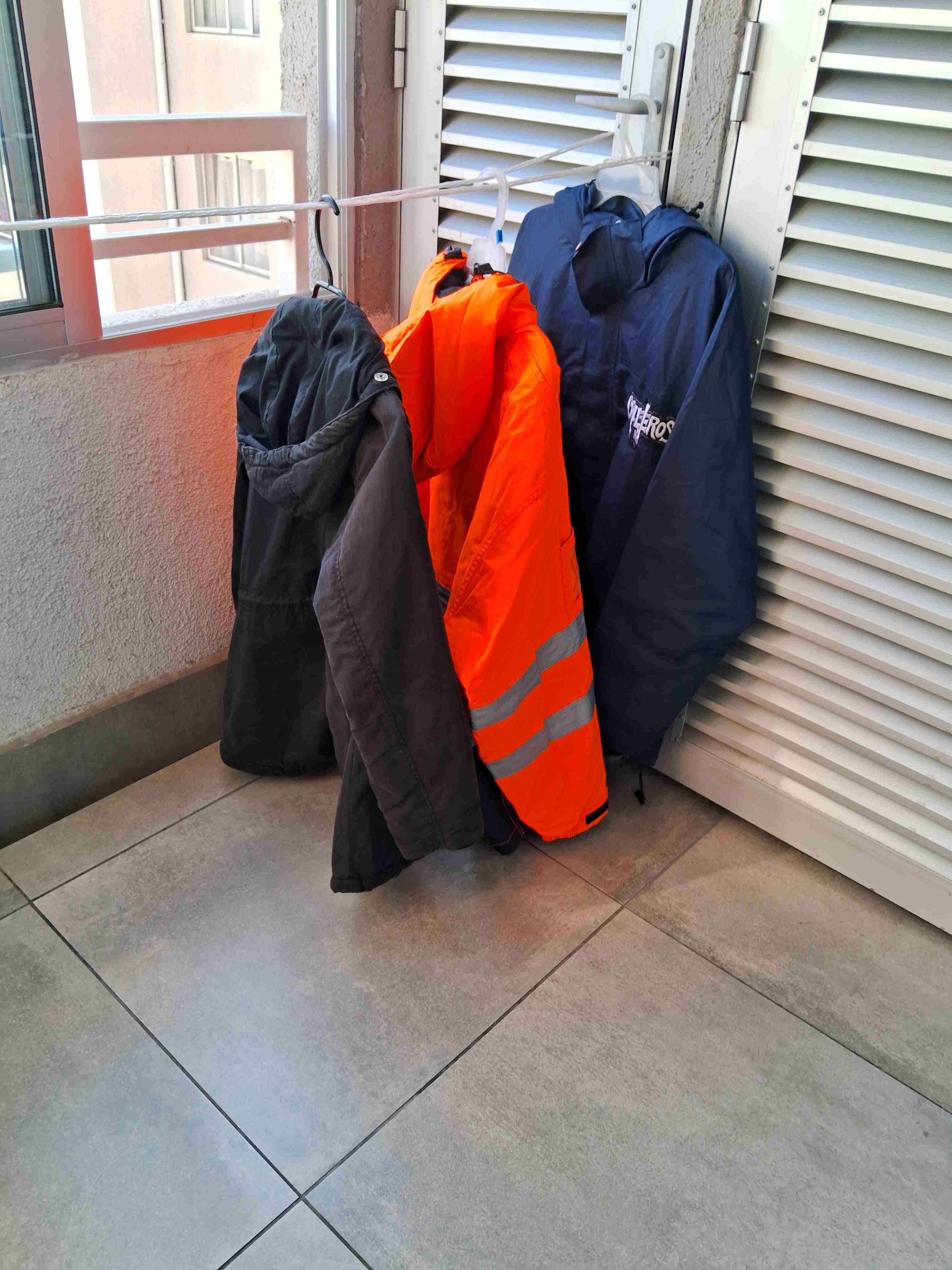 Chaqueta impermeable reflectante