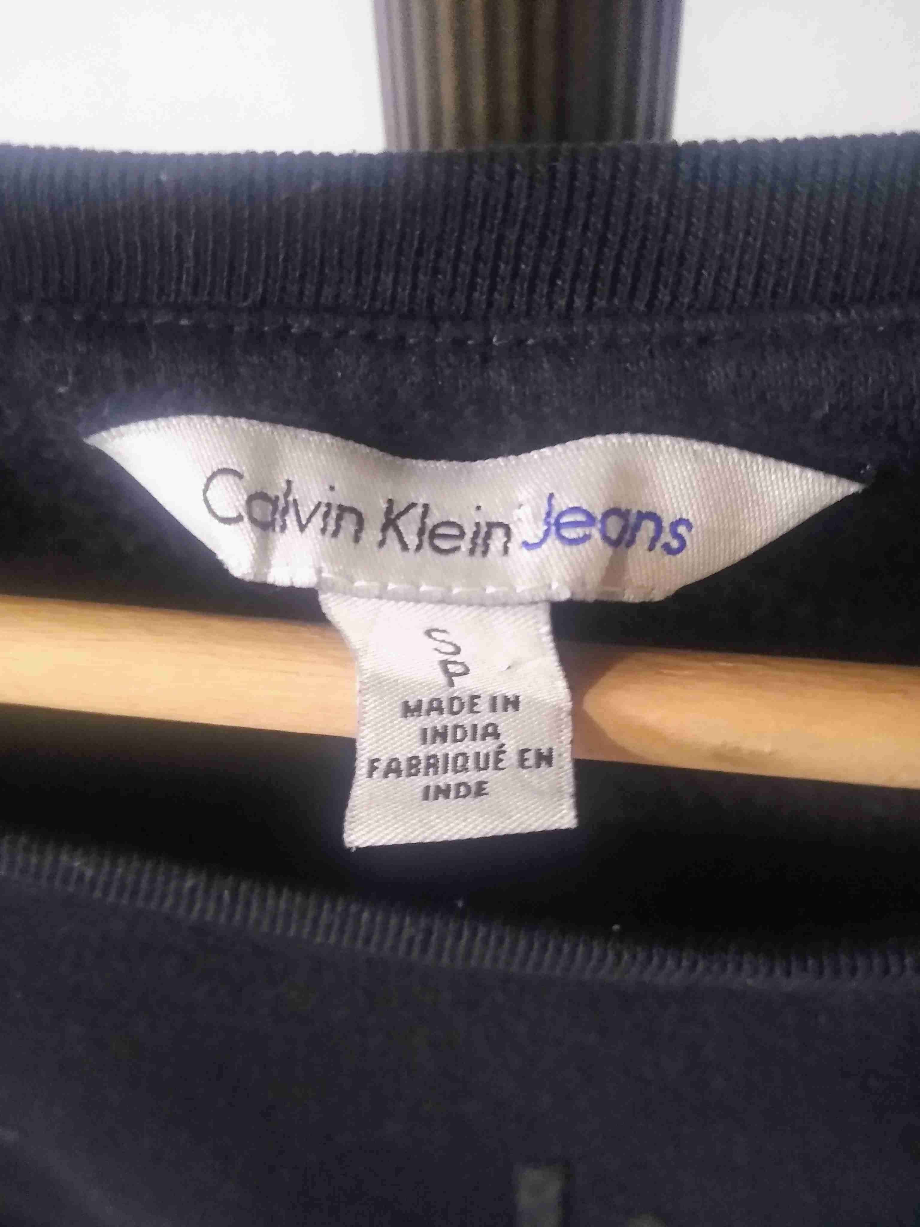 Polerón negro Calvin - 3