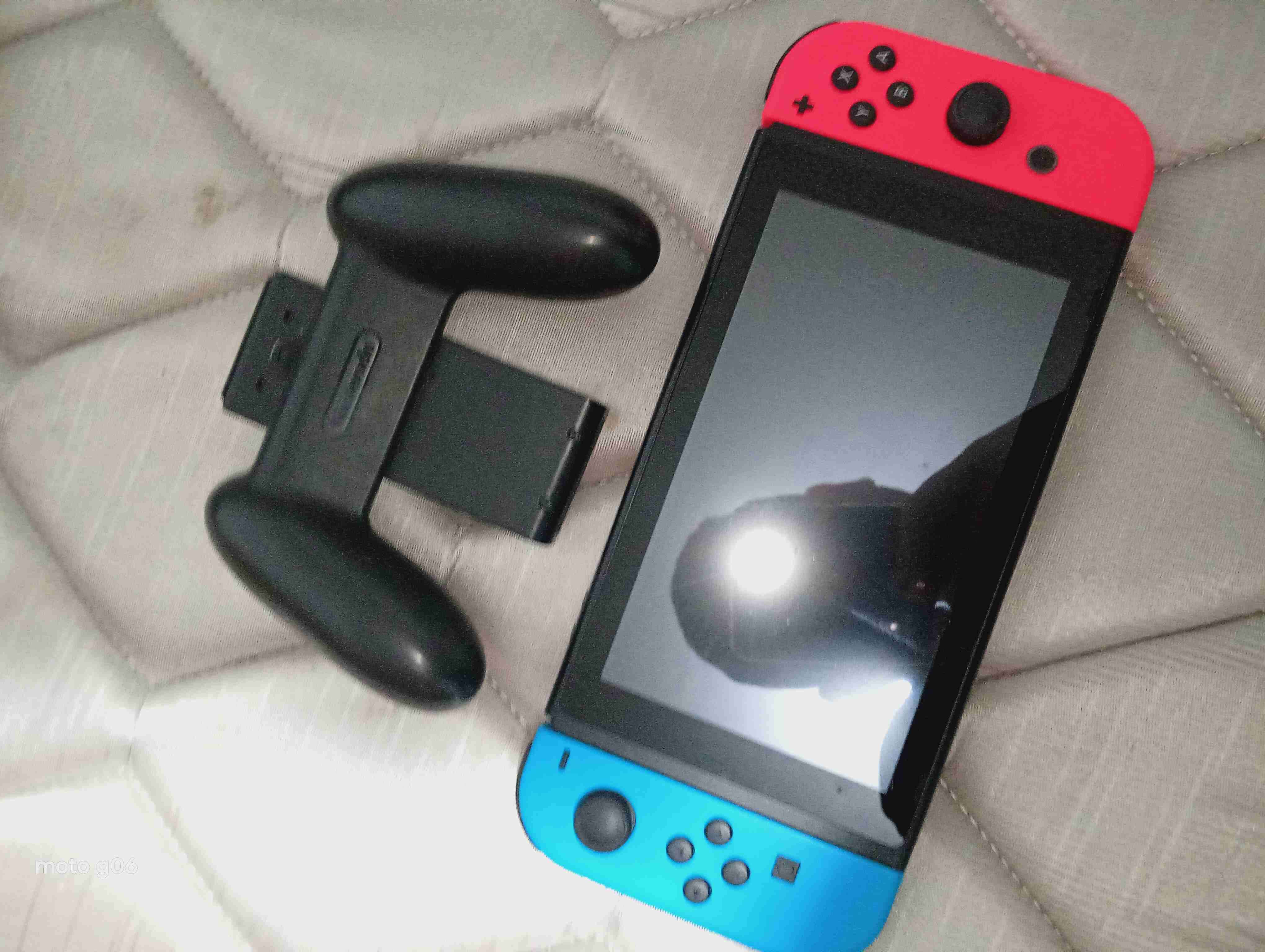 Consola Nintendo Switch colorida - miniatura 5