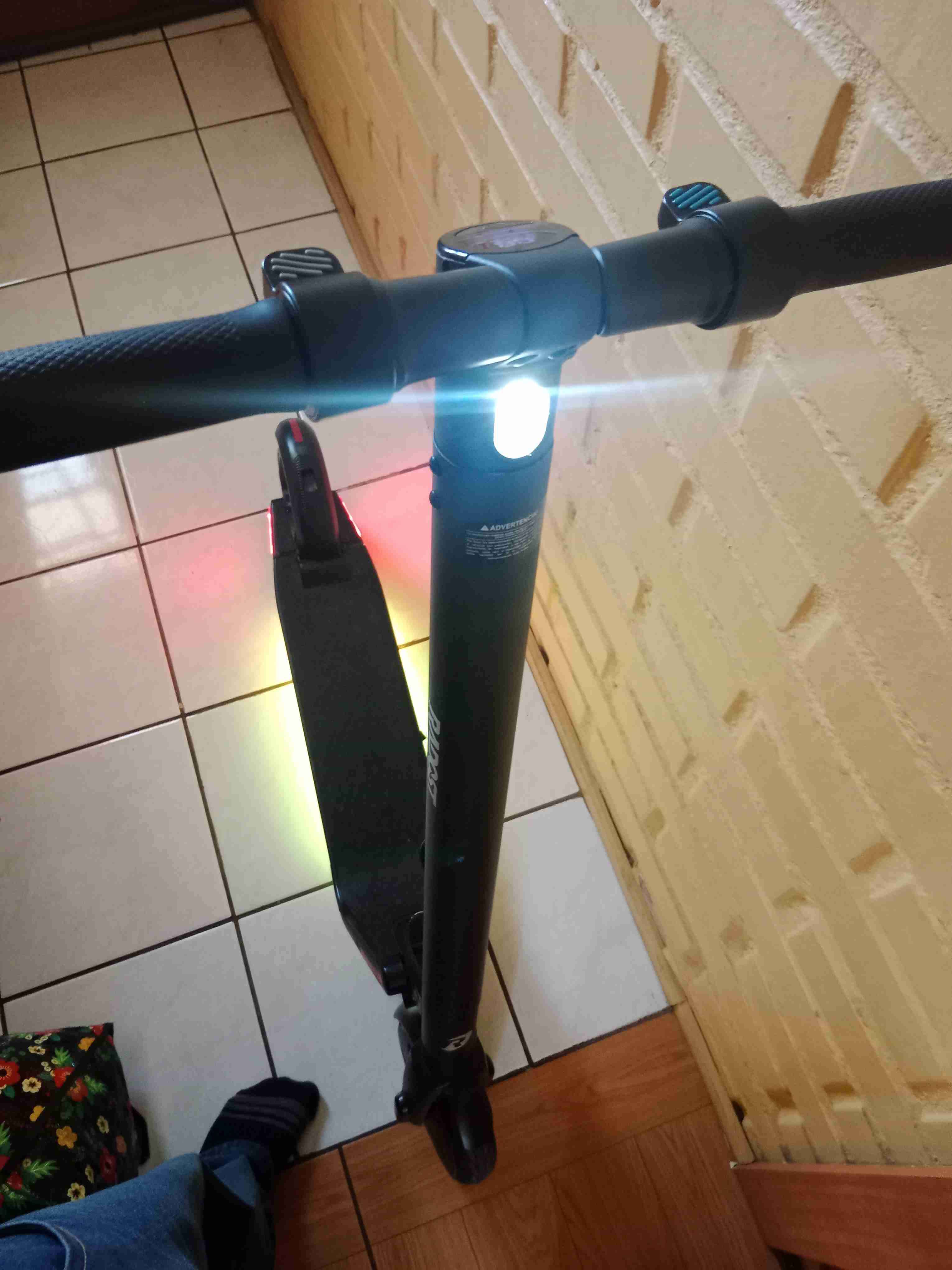 Scooter eléctrico plegable - 2