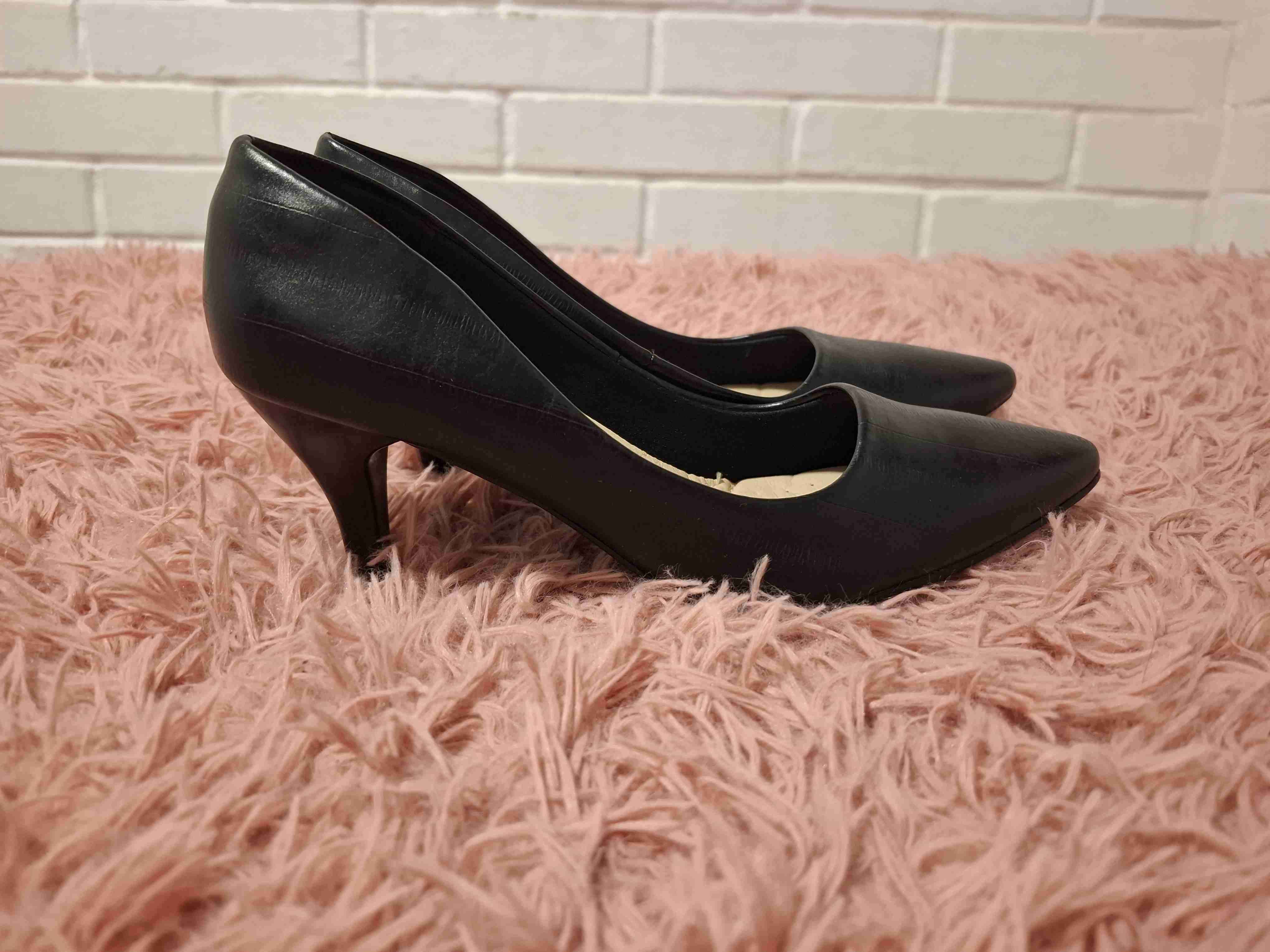 Zapatos de tacón negros - 1