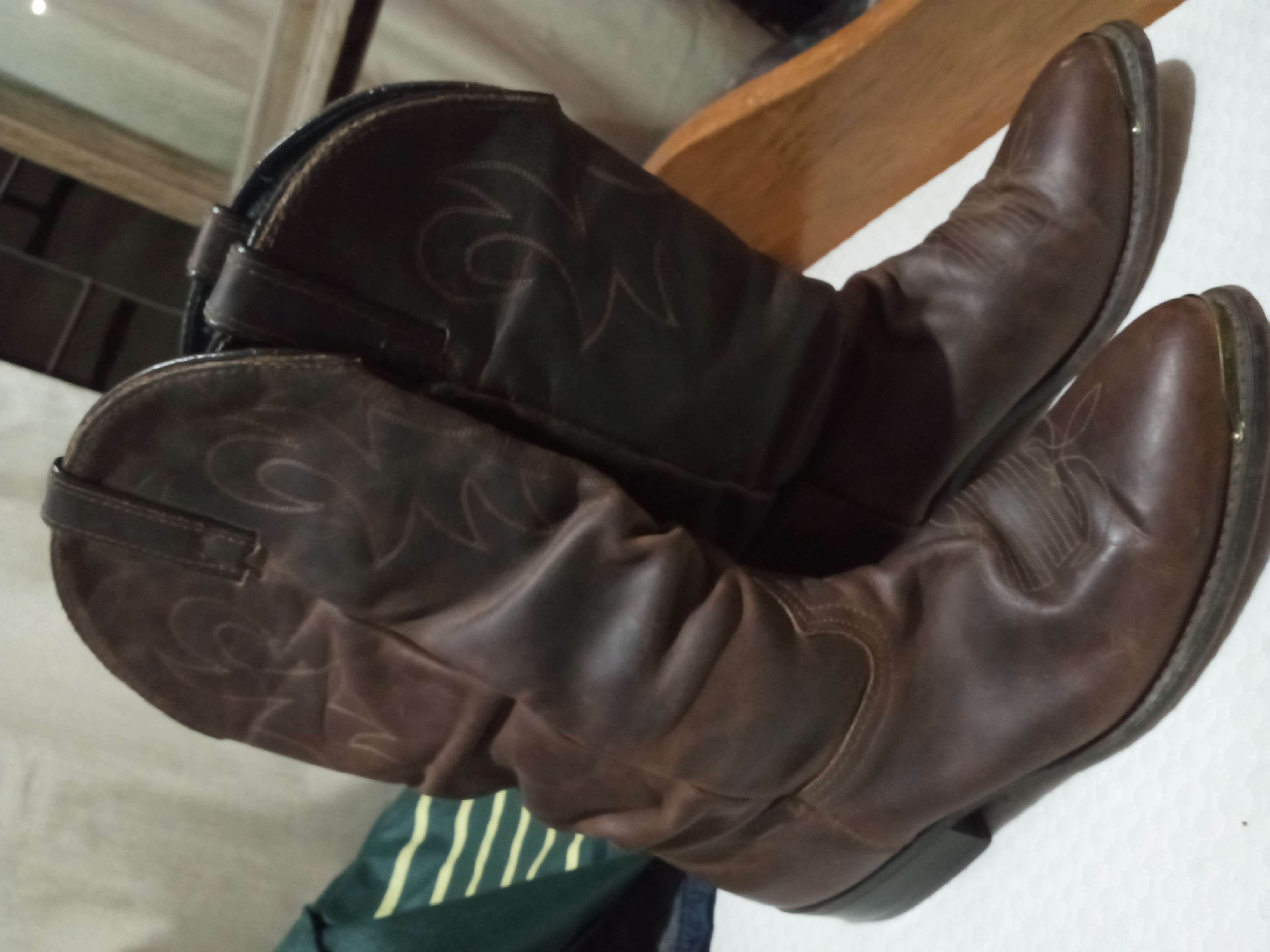 Botas de Cuero...punta de Fierro