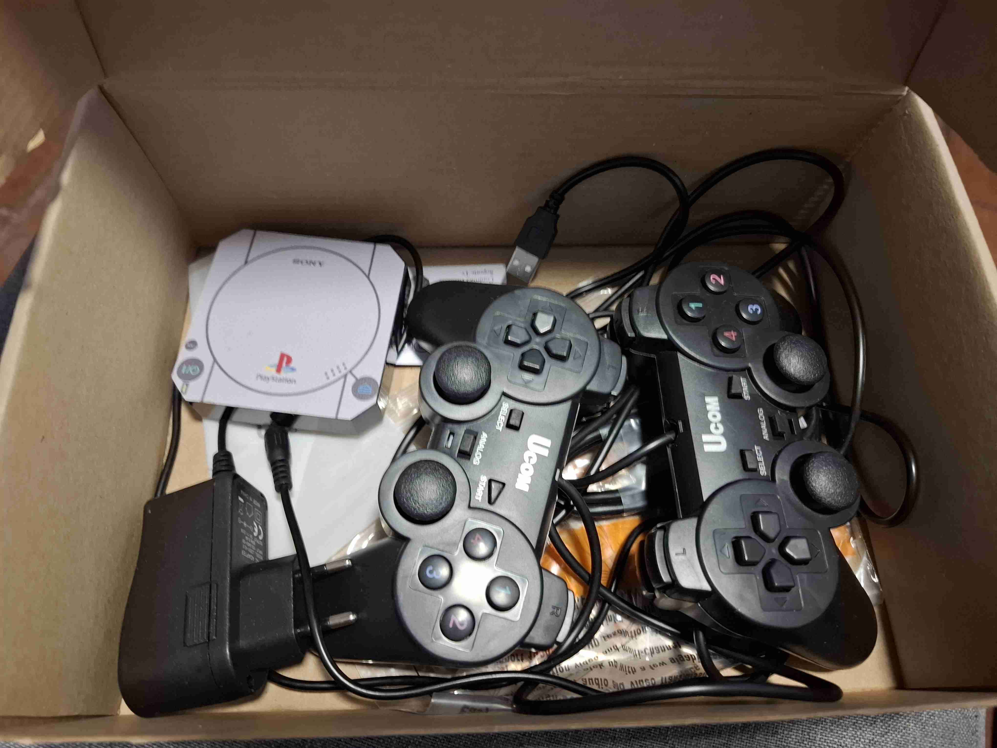 Mini consola retro 9000 juegos - 2