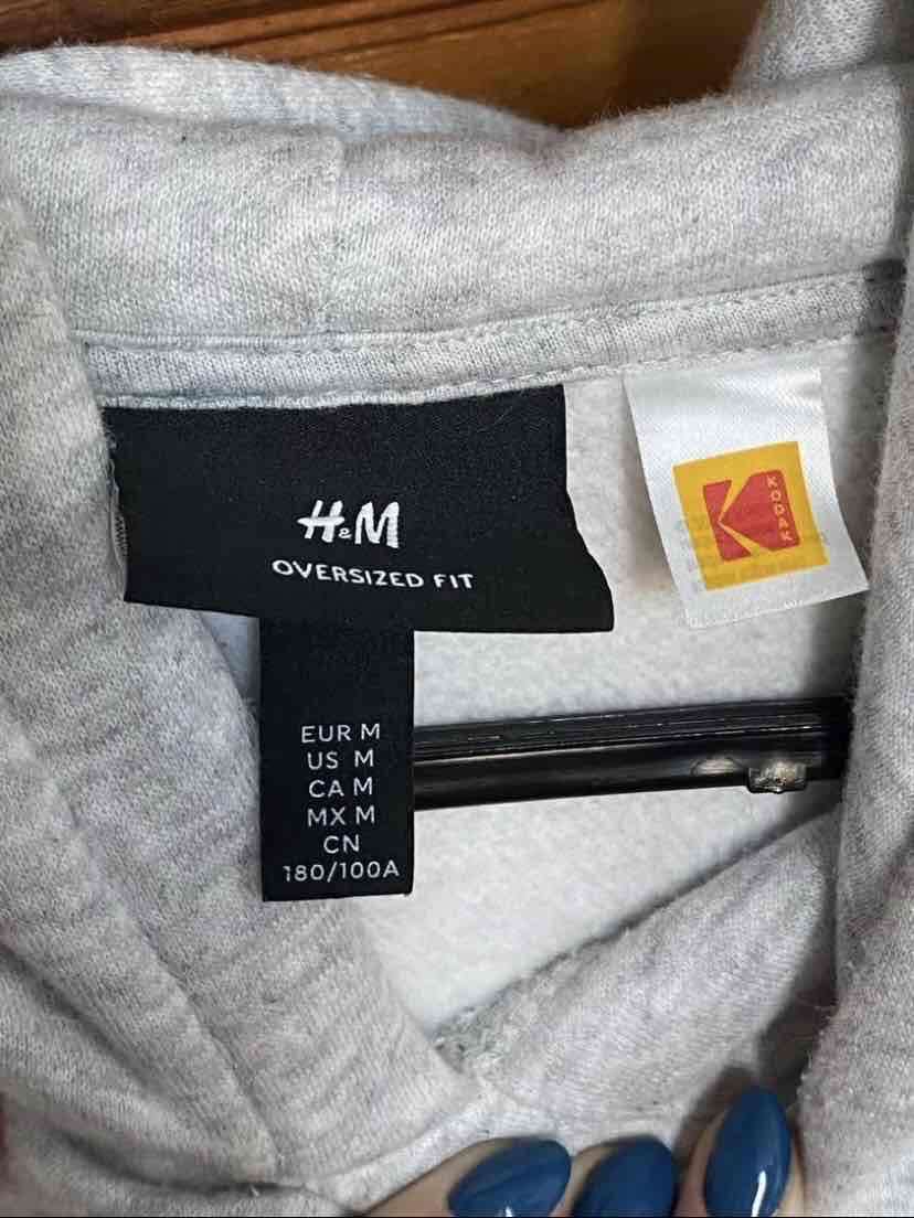 Polerón gris con capucha Kodak - 3