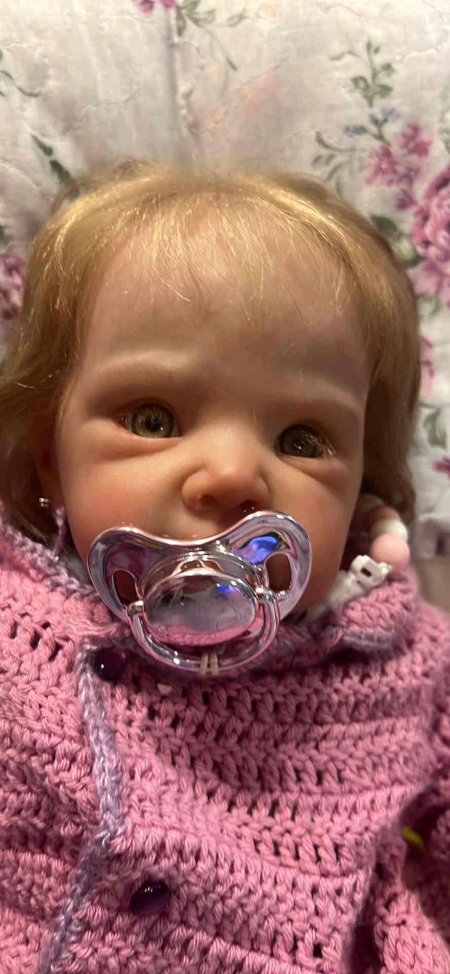 Muñeca Reborn con chupete - 1