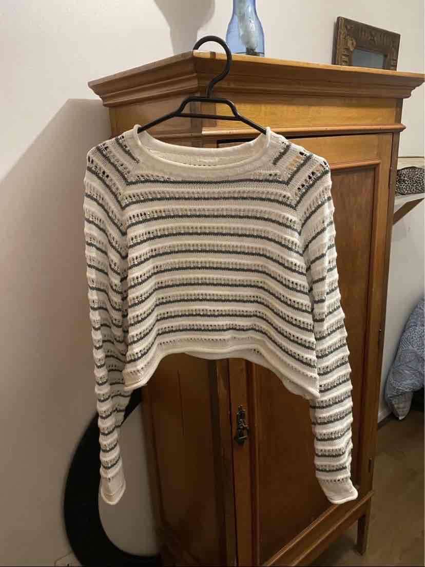 Sweater de rayas blanco y verde - 1