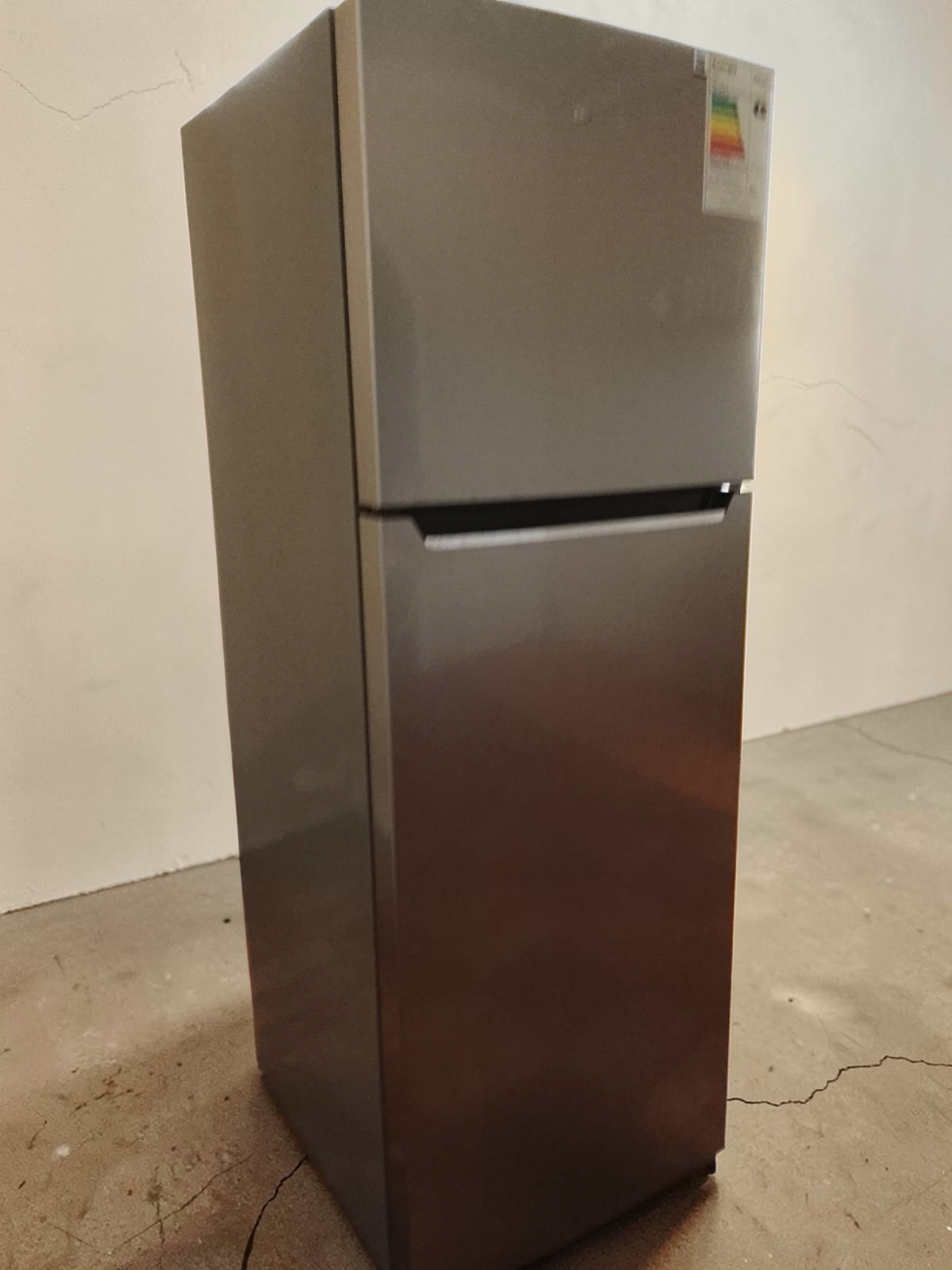 Refrigerador dos puertas hisense - miniatura 1