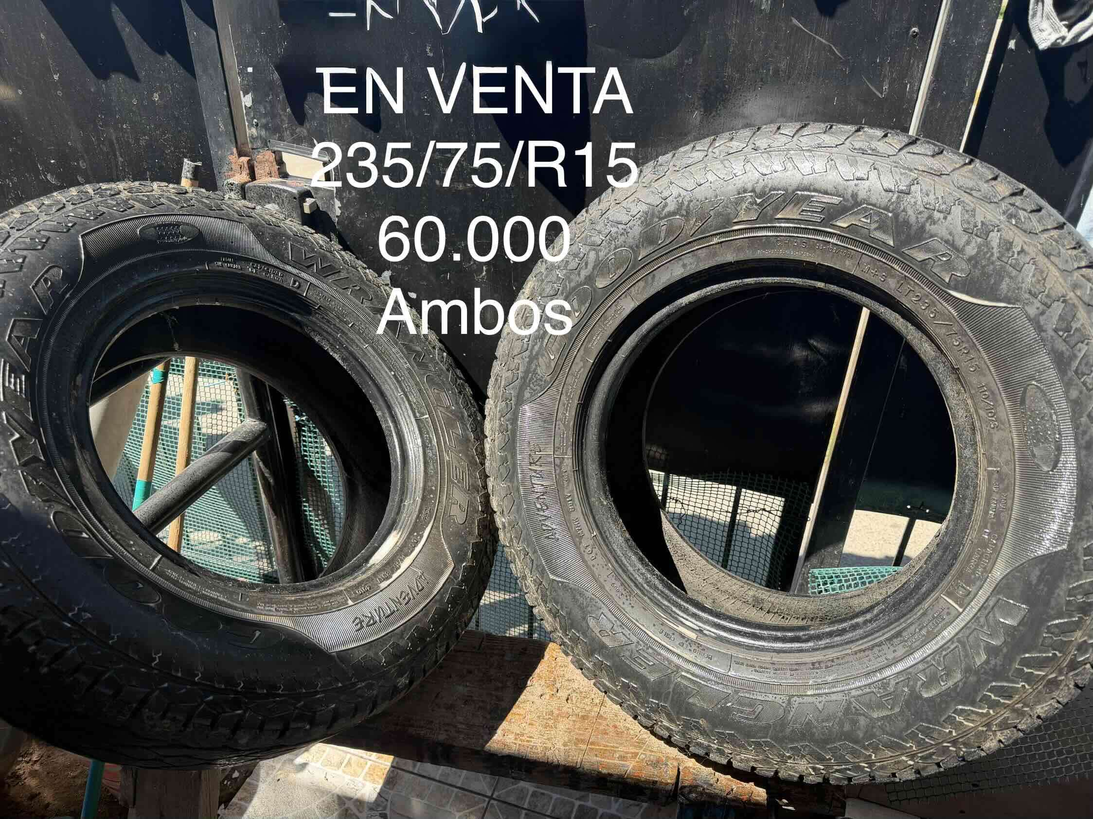 Neumáticos usados Goodyear 235/75/R15 - 1