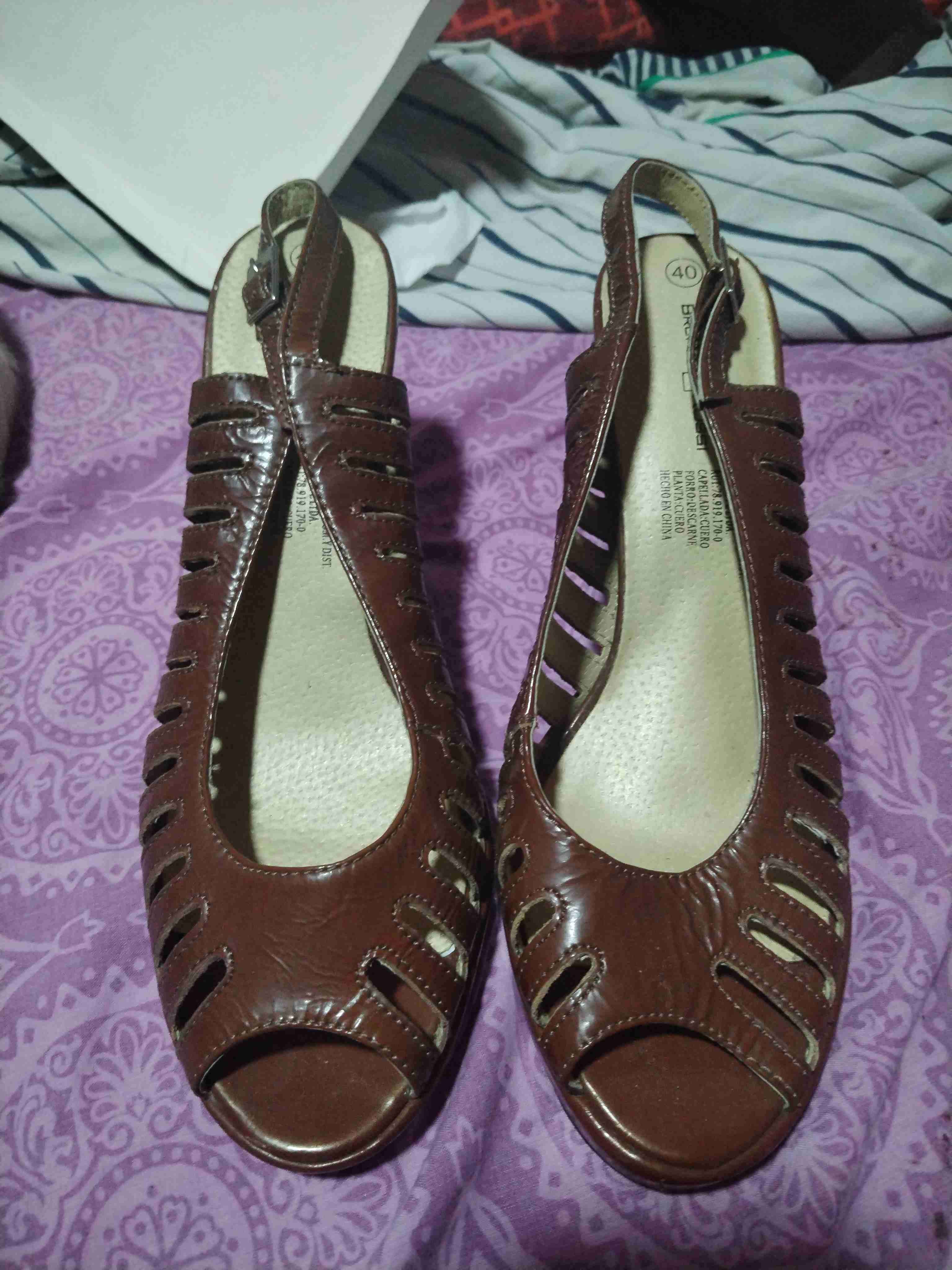 Sandalias café de mujer - 1