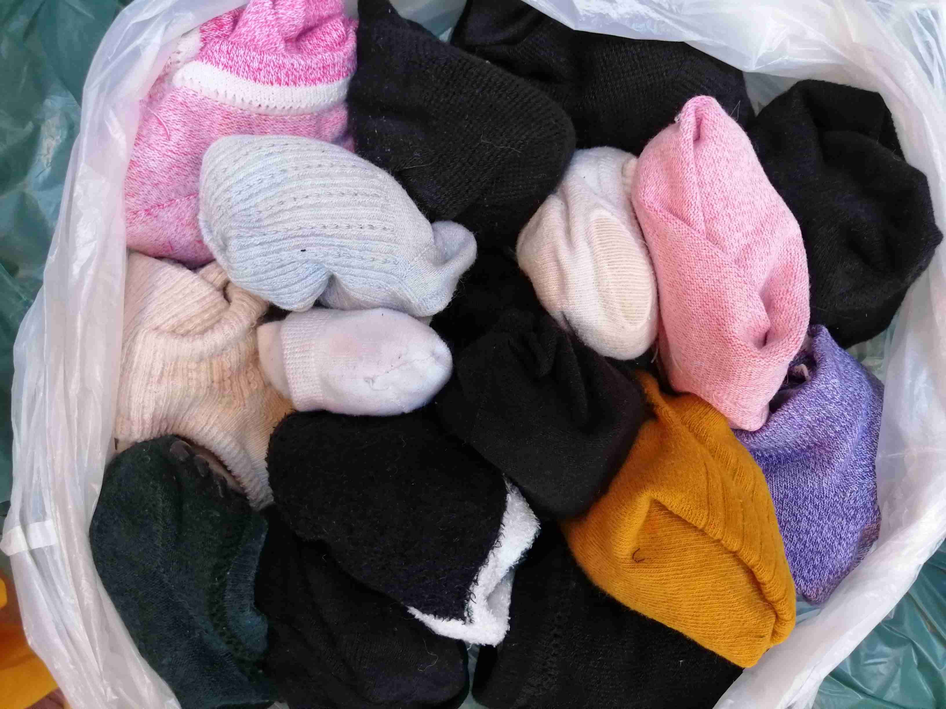 Lote ropa surtido mujer y hombre - 5