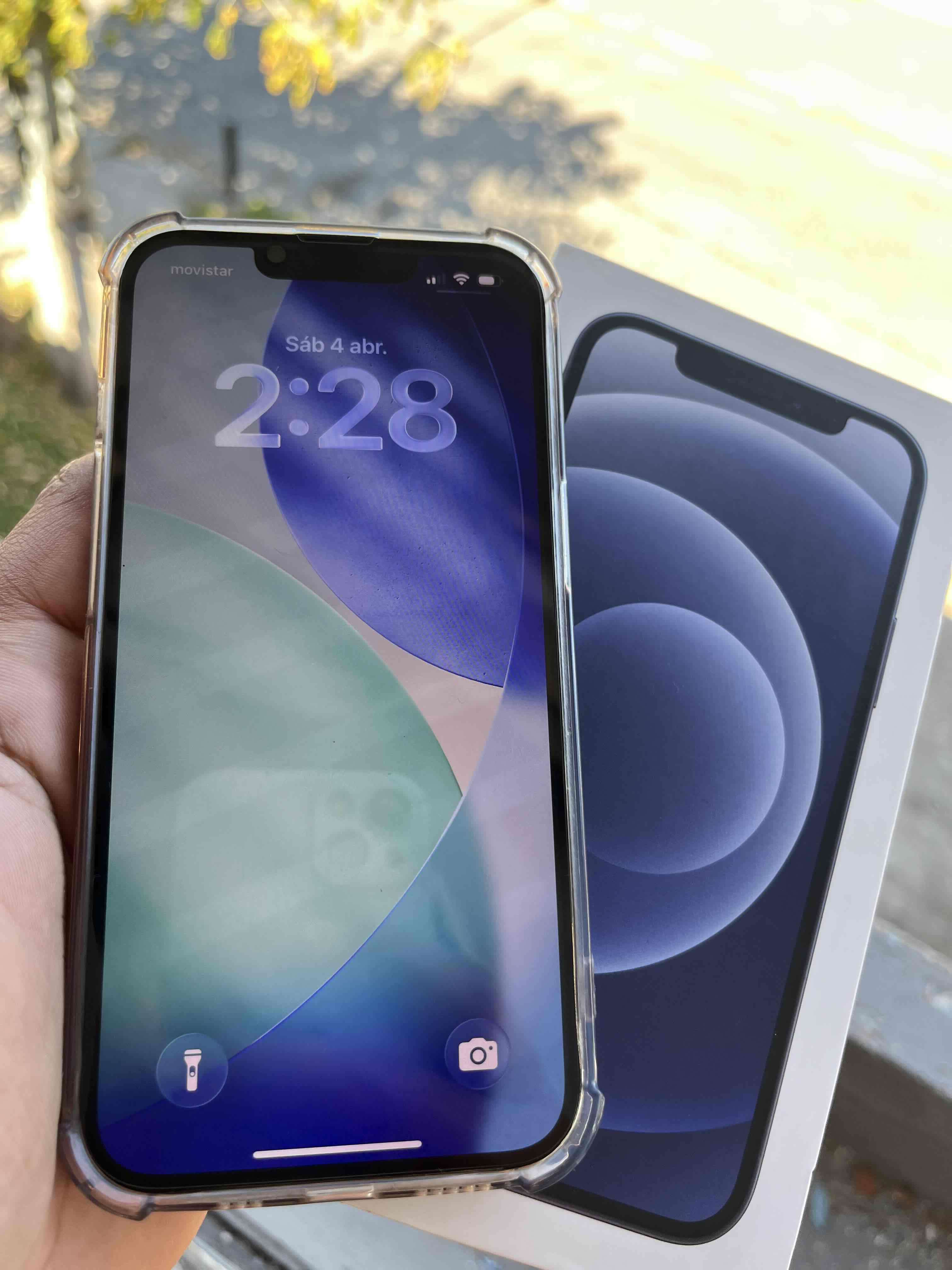 iPhone 13 de 128gb 74%🔋 - 3