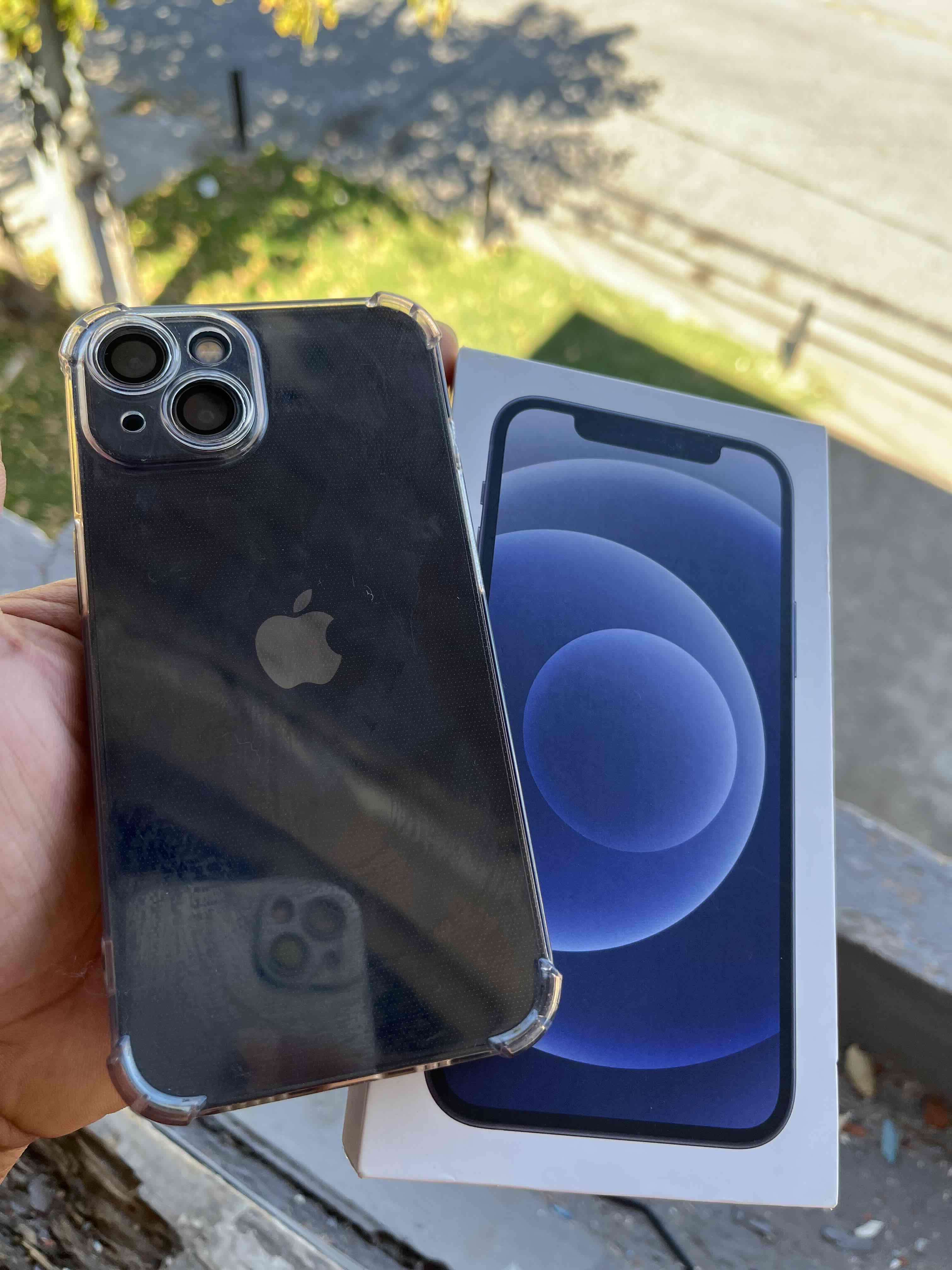 iPhone 13 de 128gb 74%🔋 - 4