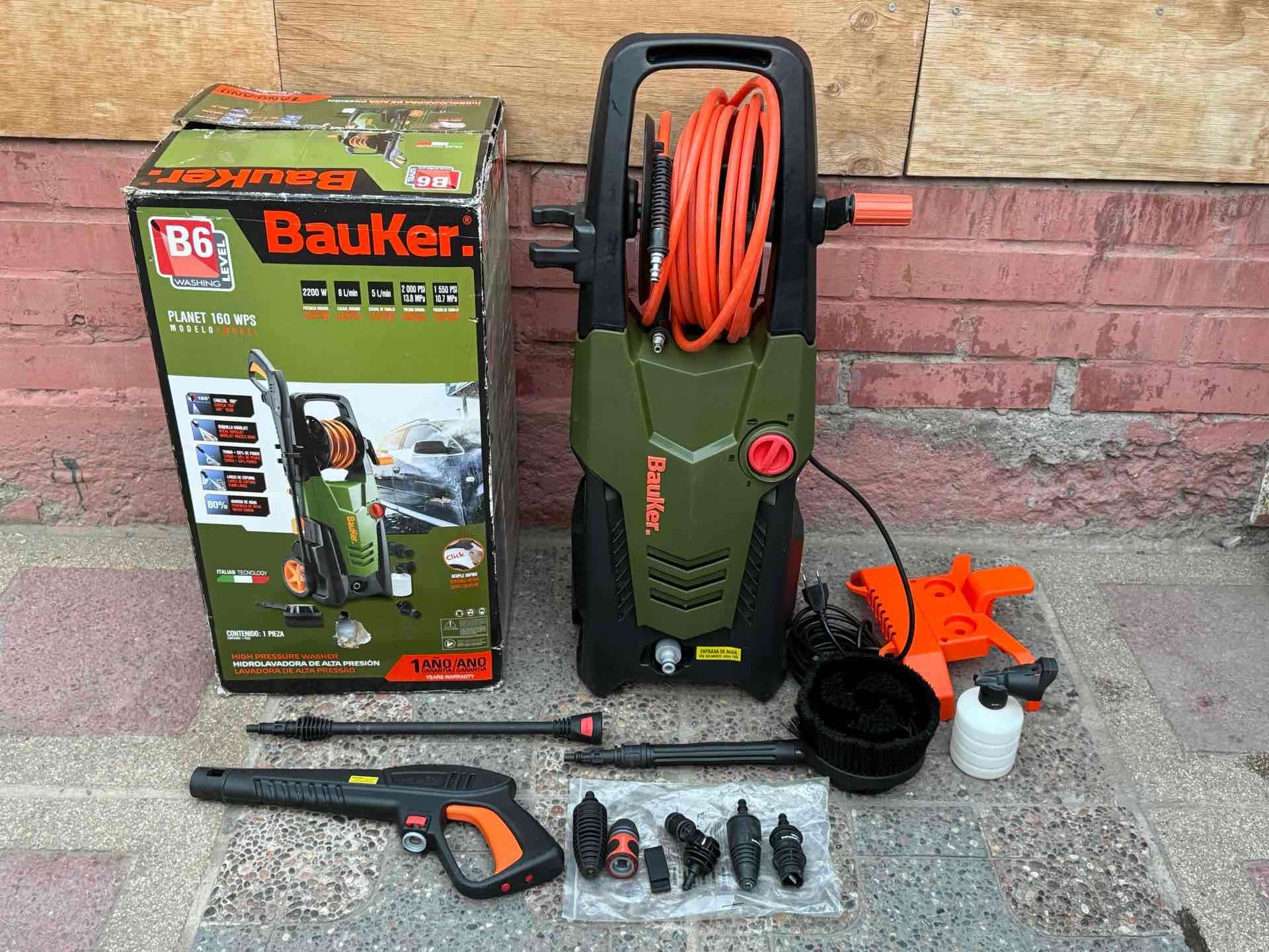 Hidrolavadora Eléctrica Bauker 2200W - 2