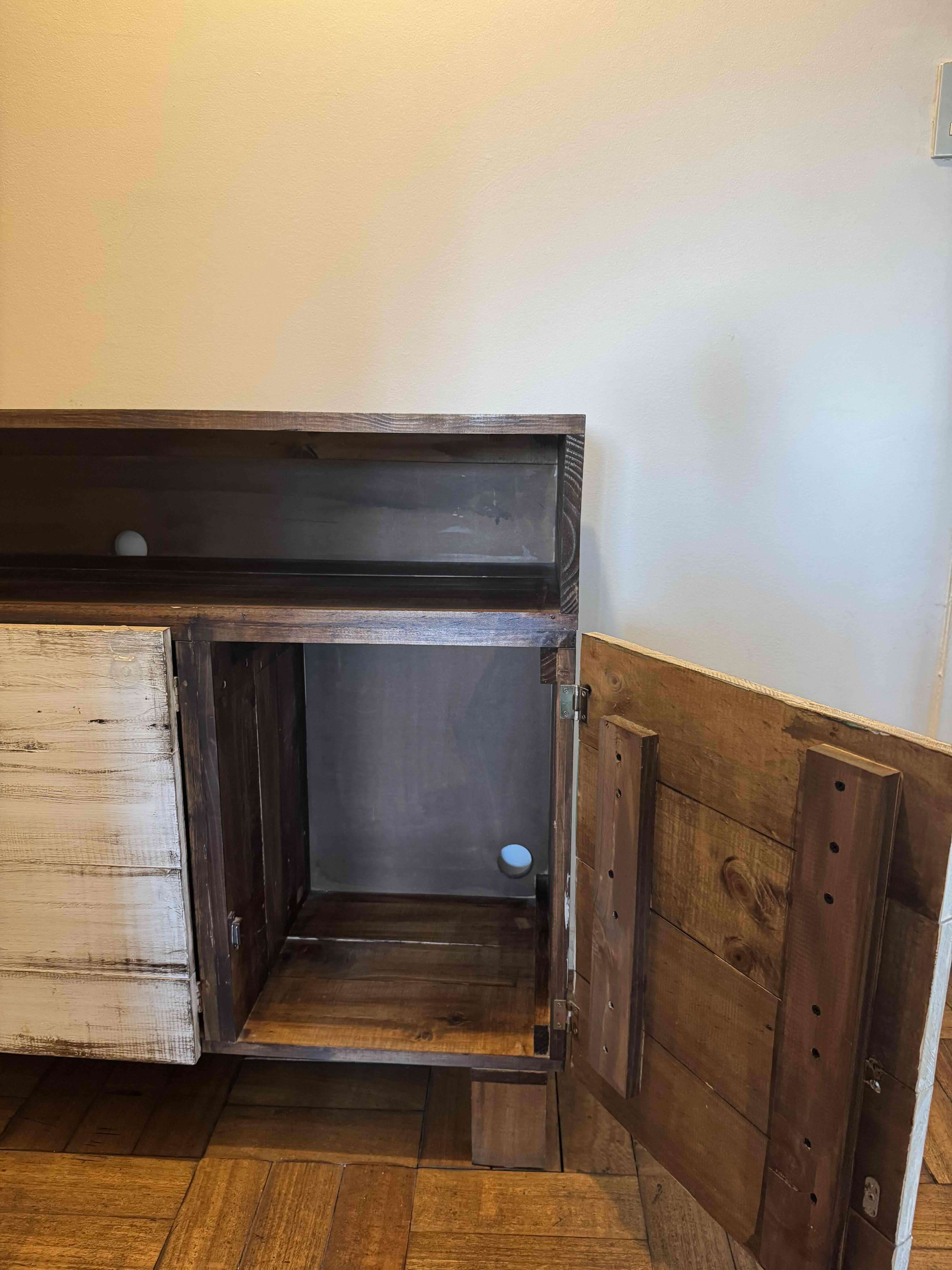 Mueble de madera rústico - miniatura 5